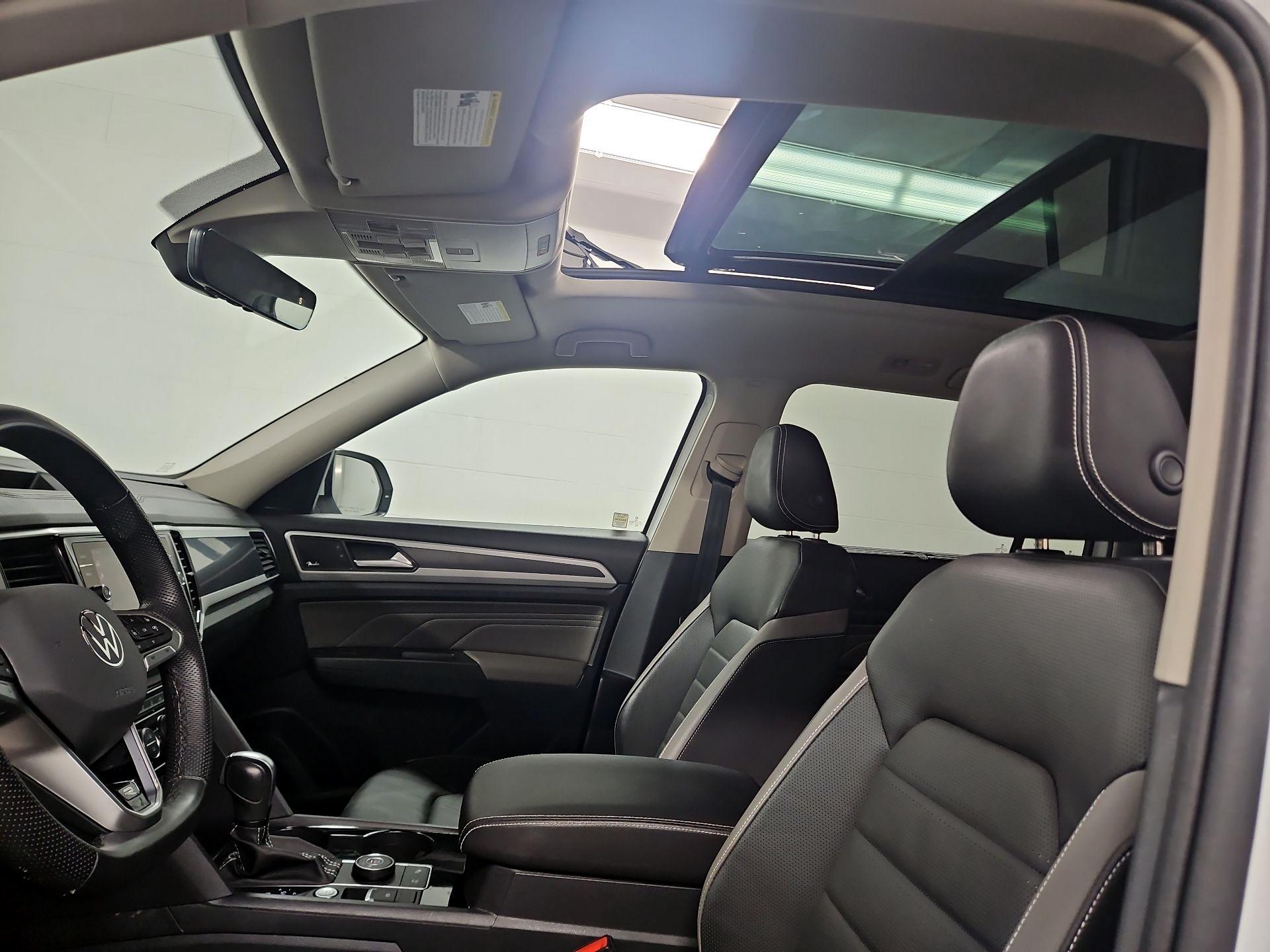 Thumbnail: 2023 Volkswagen Atlas - 20