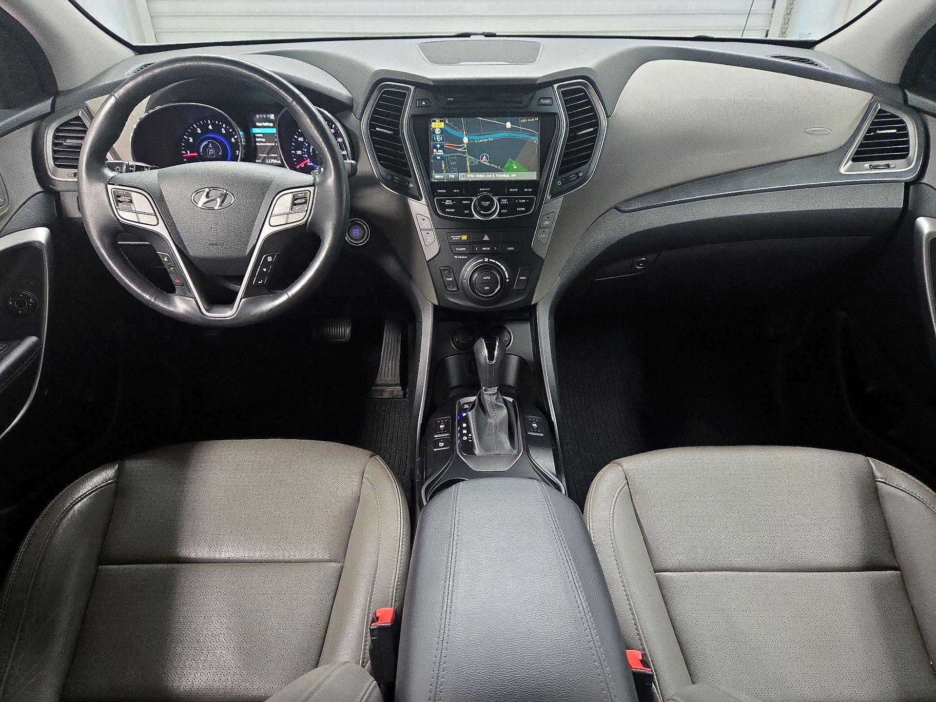 Thumbnail: 2016 Hyundai Santa Fe - 9