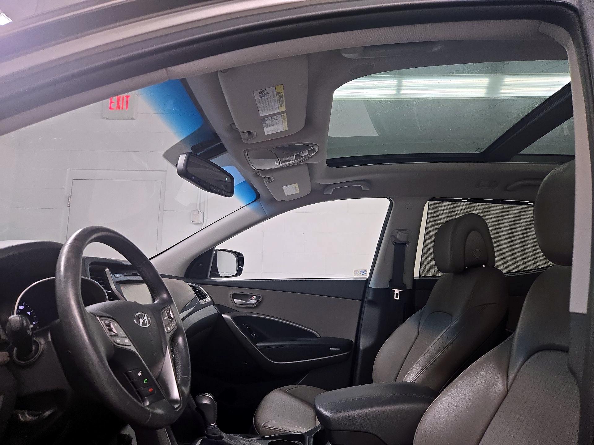 Thumbnail: 2016 Hyundai Santa Fe - 20