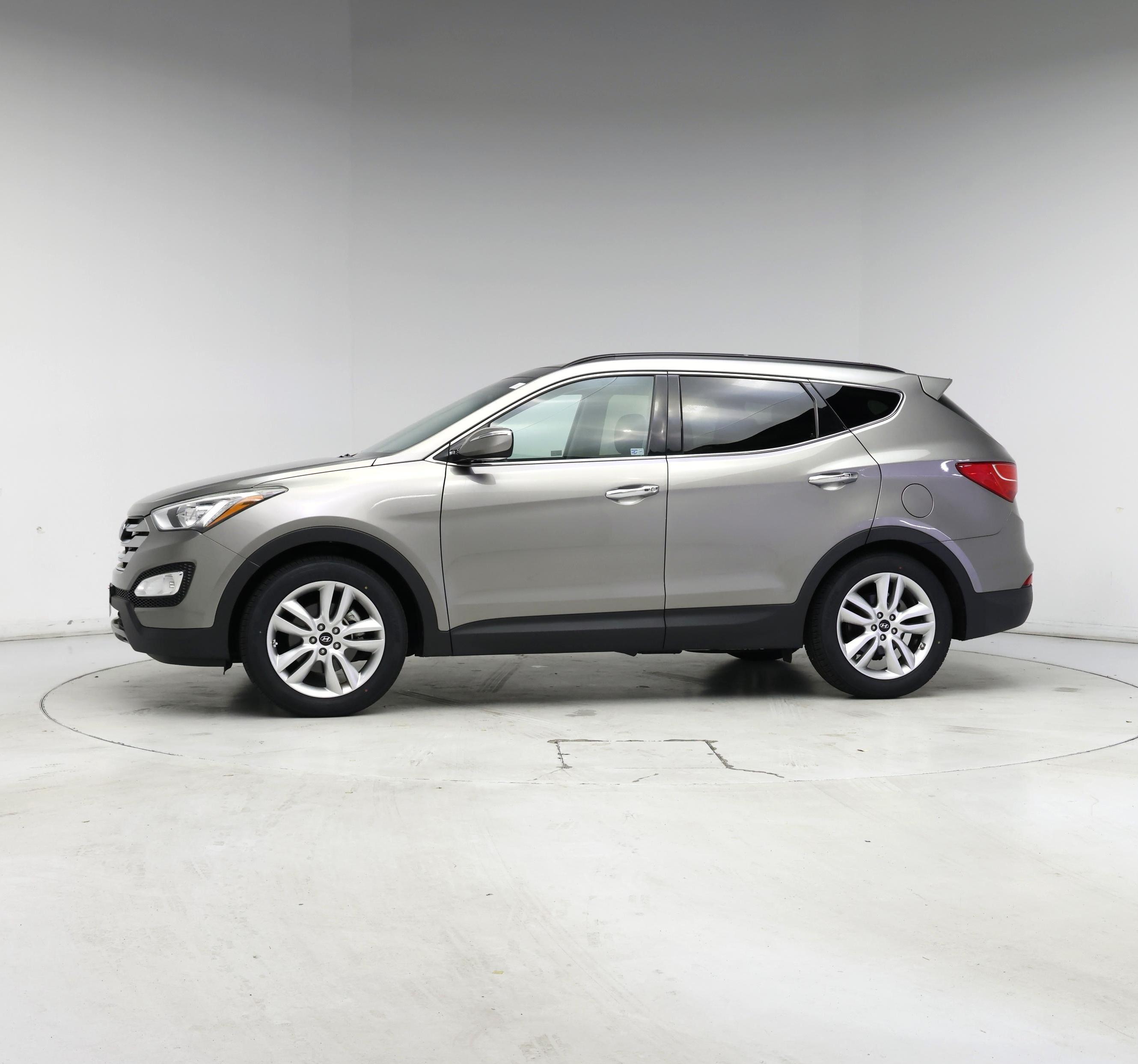 Thumbnail: 2016 Hyundai Santa Fe - 3