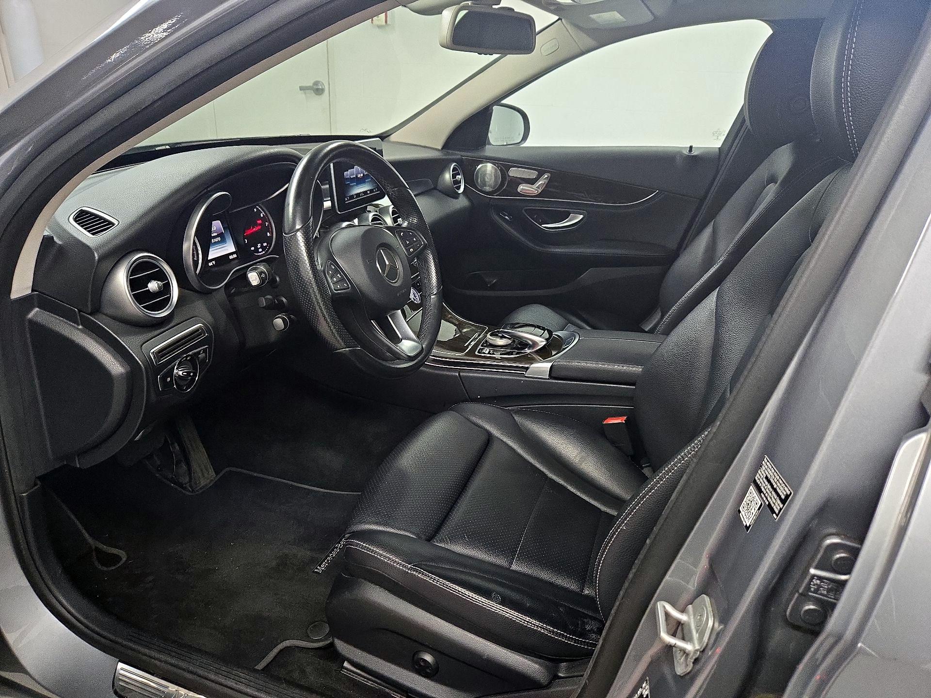 Thumbnail: 2015 Mercedes-Benz C-Class - 11