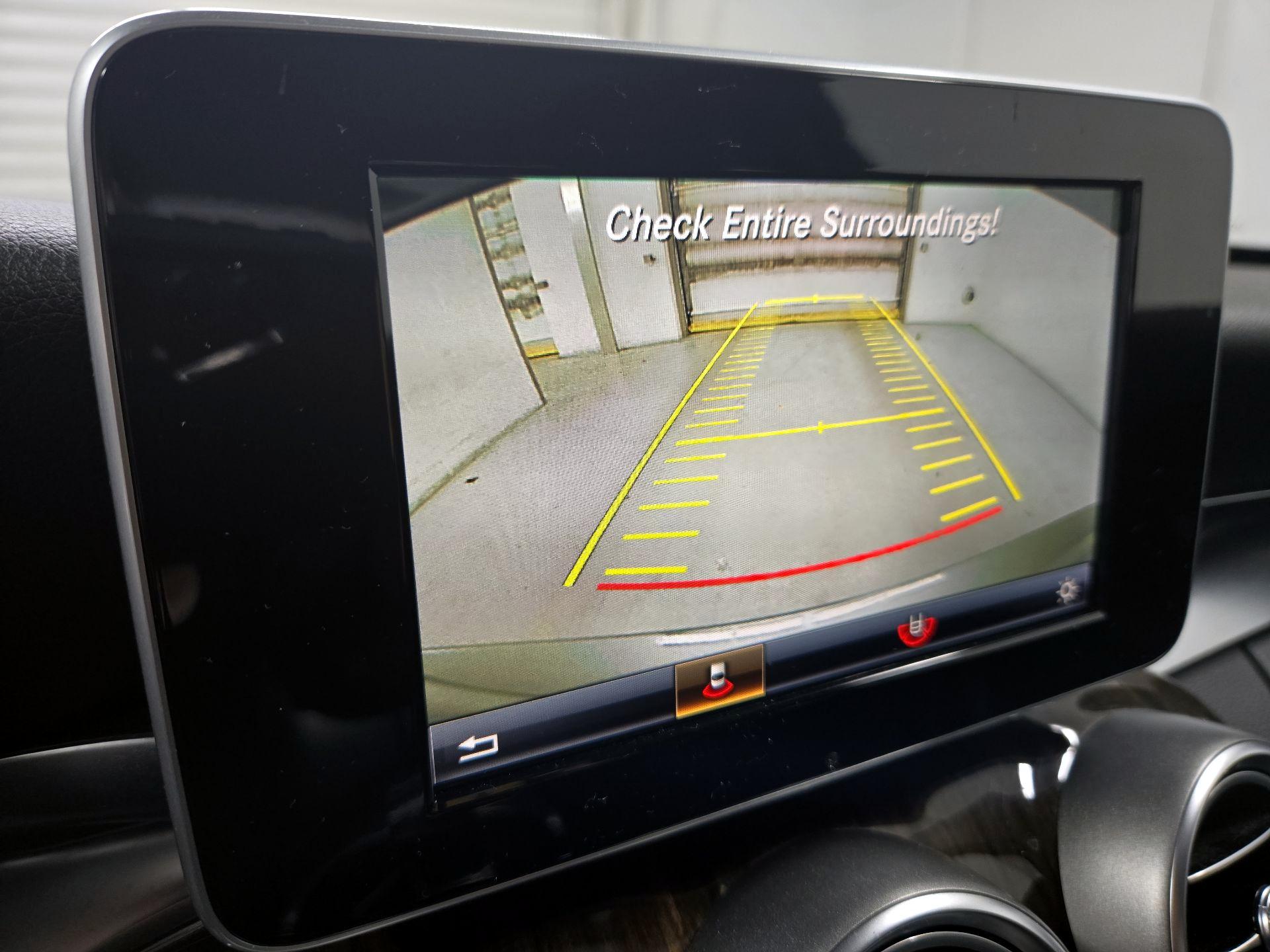 Thumbnail: 2015 Mercedes-Benz C-Class - 14