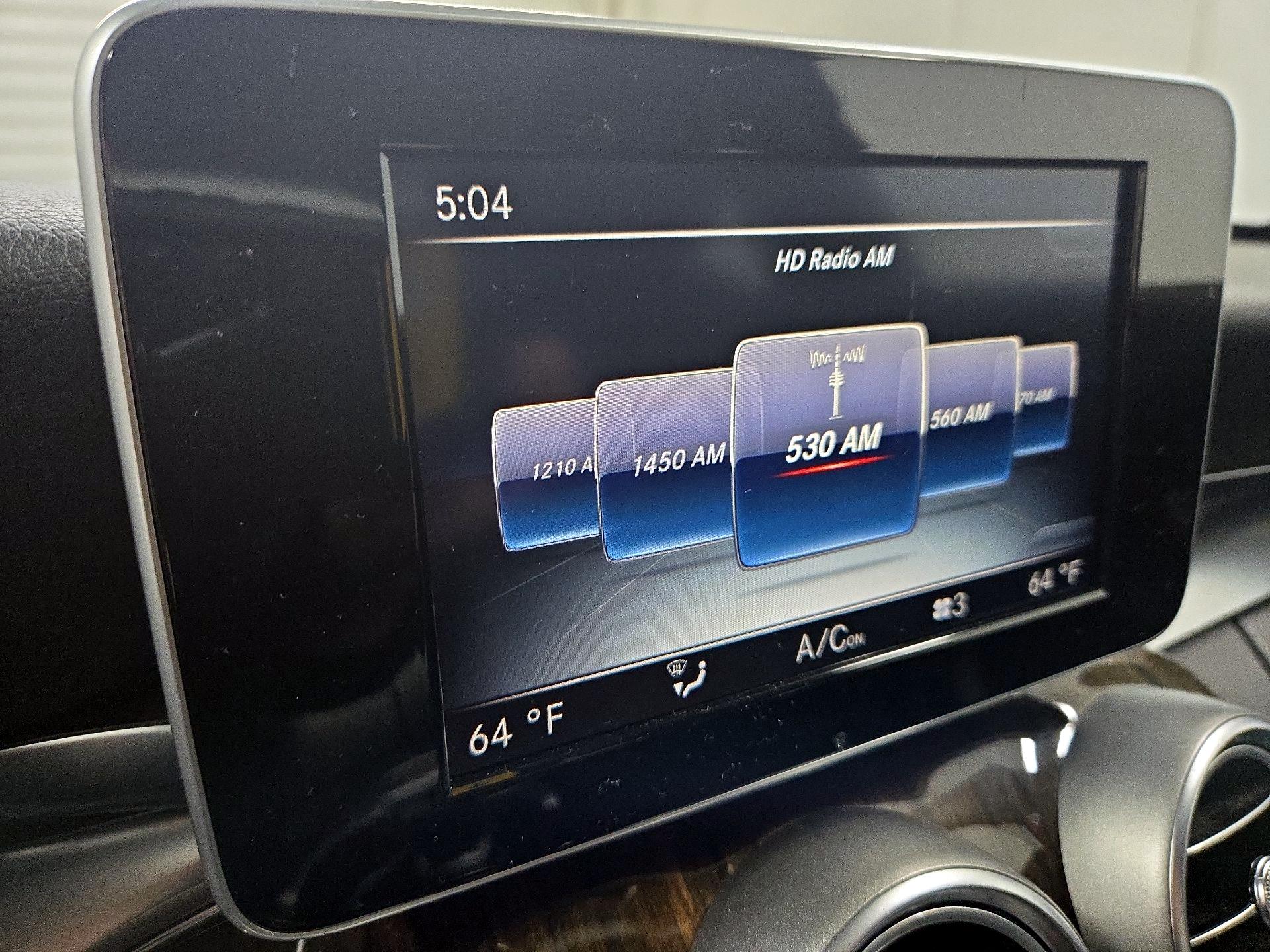 Thumbnail: 2015 Mercedes-Benz C-Class - 15