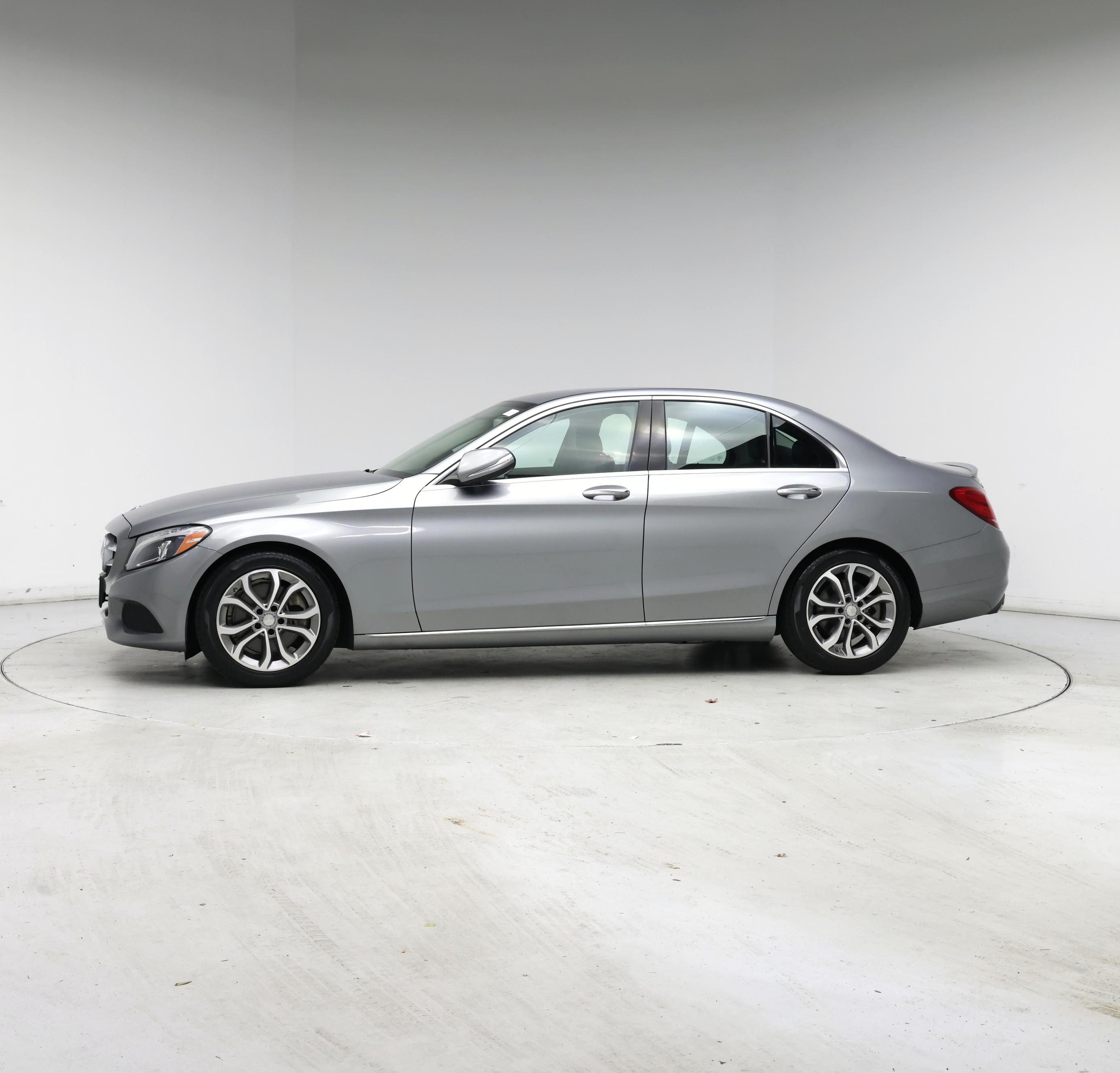 Thumbnail: 2015 Mercedes-Benz C-Class - 3