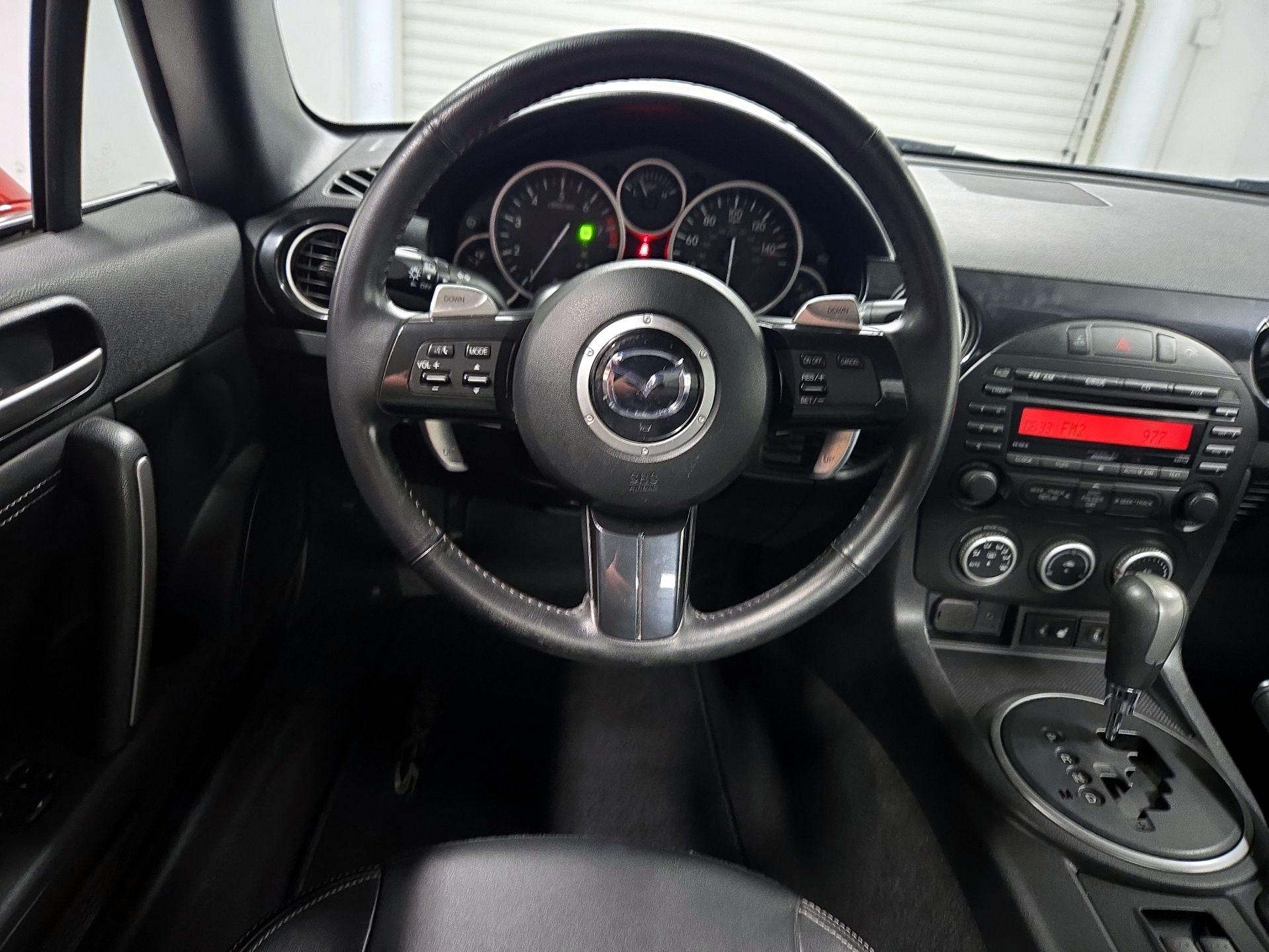 Thumbnail: 2015 Mazda MX-5 Miata - 10