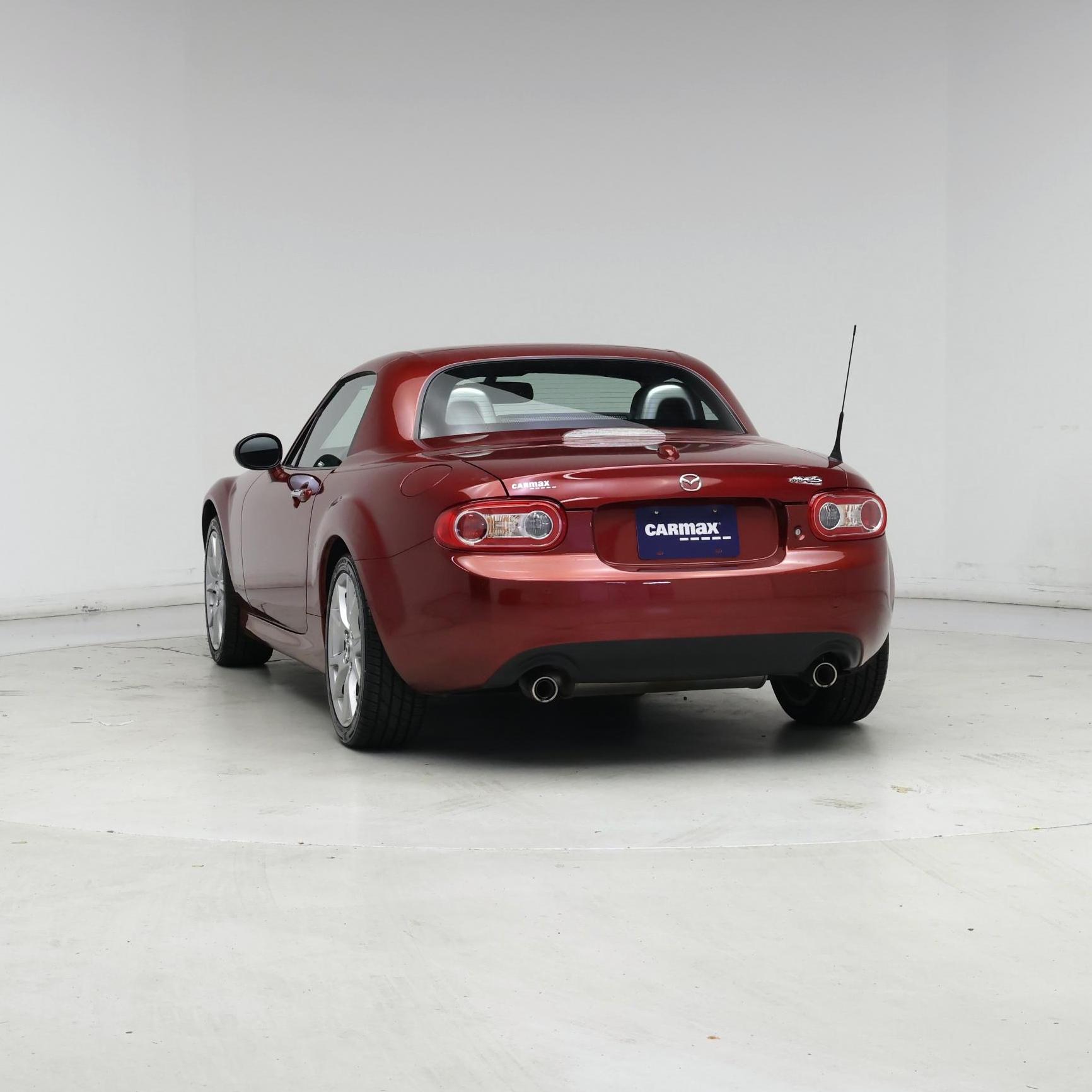 Thumbnail: 2015 Mazda MX-5 Miata - 6