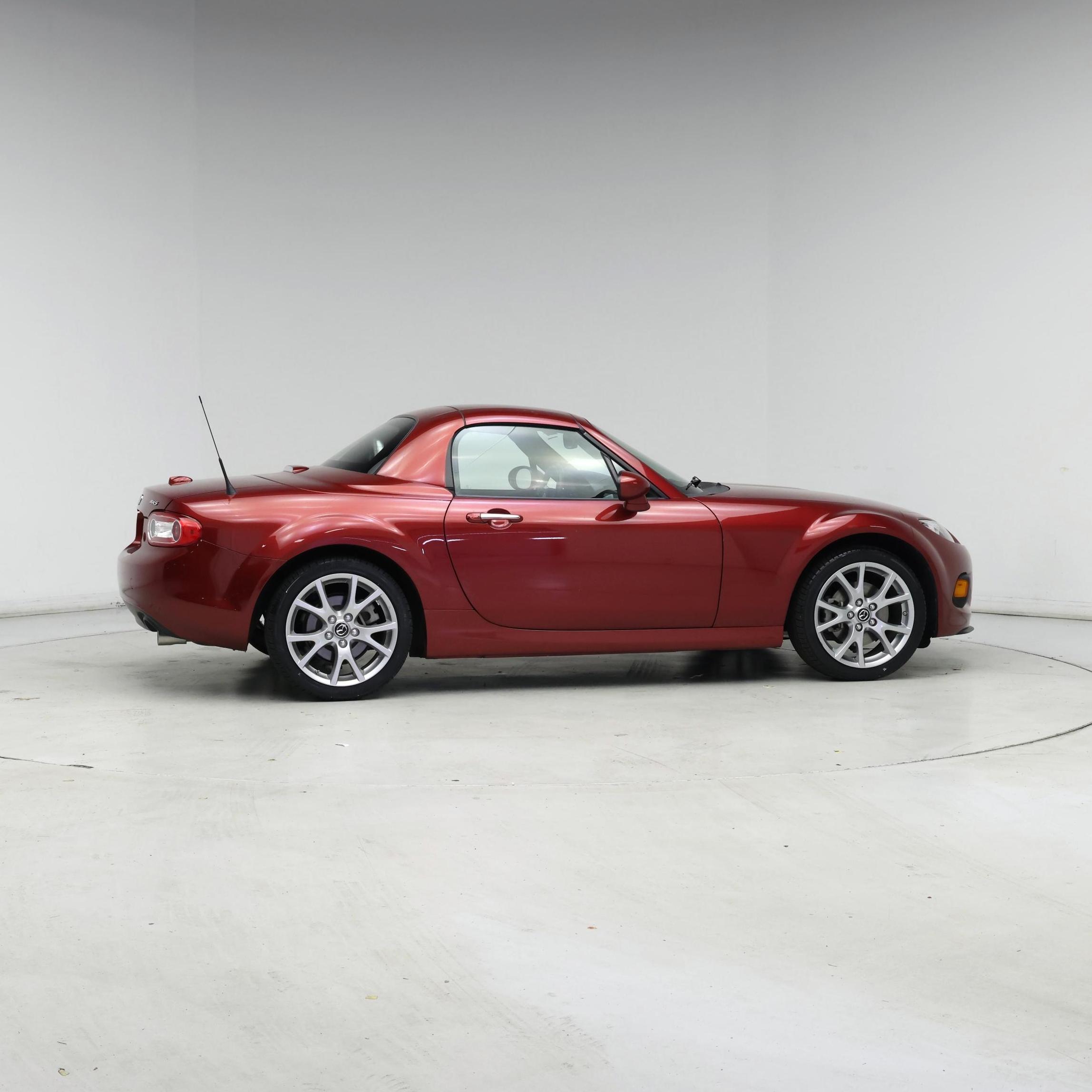Thumbnail: 2015 Mazda MX-5 Miata - 7