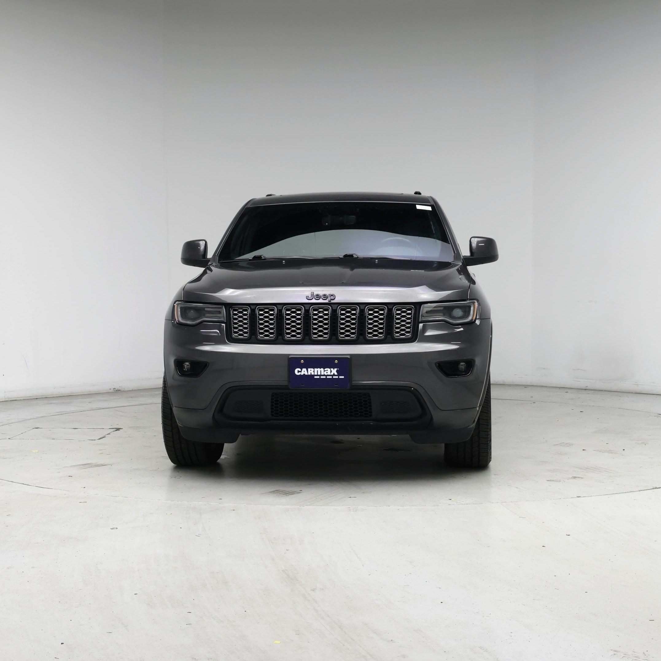 Thumbnail: 2020 Jeep Grand Cherokee - 5
