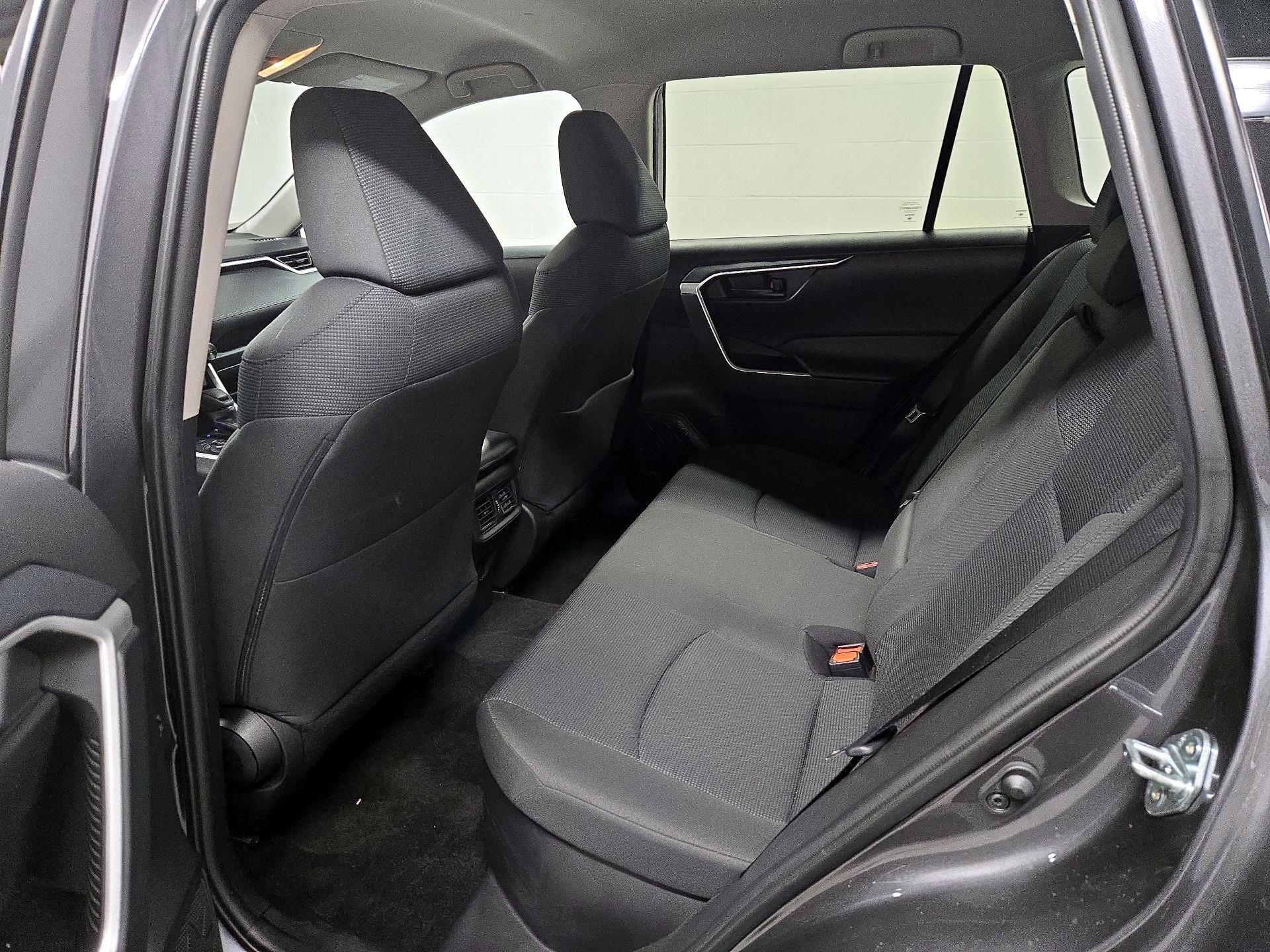 Thumbnail: 2021 Toyota RAV4 - 19