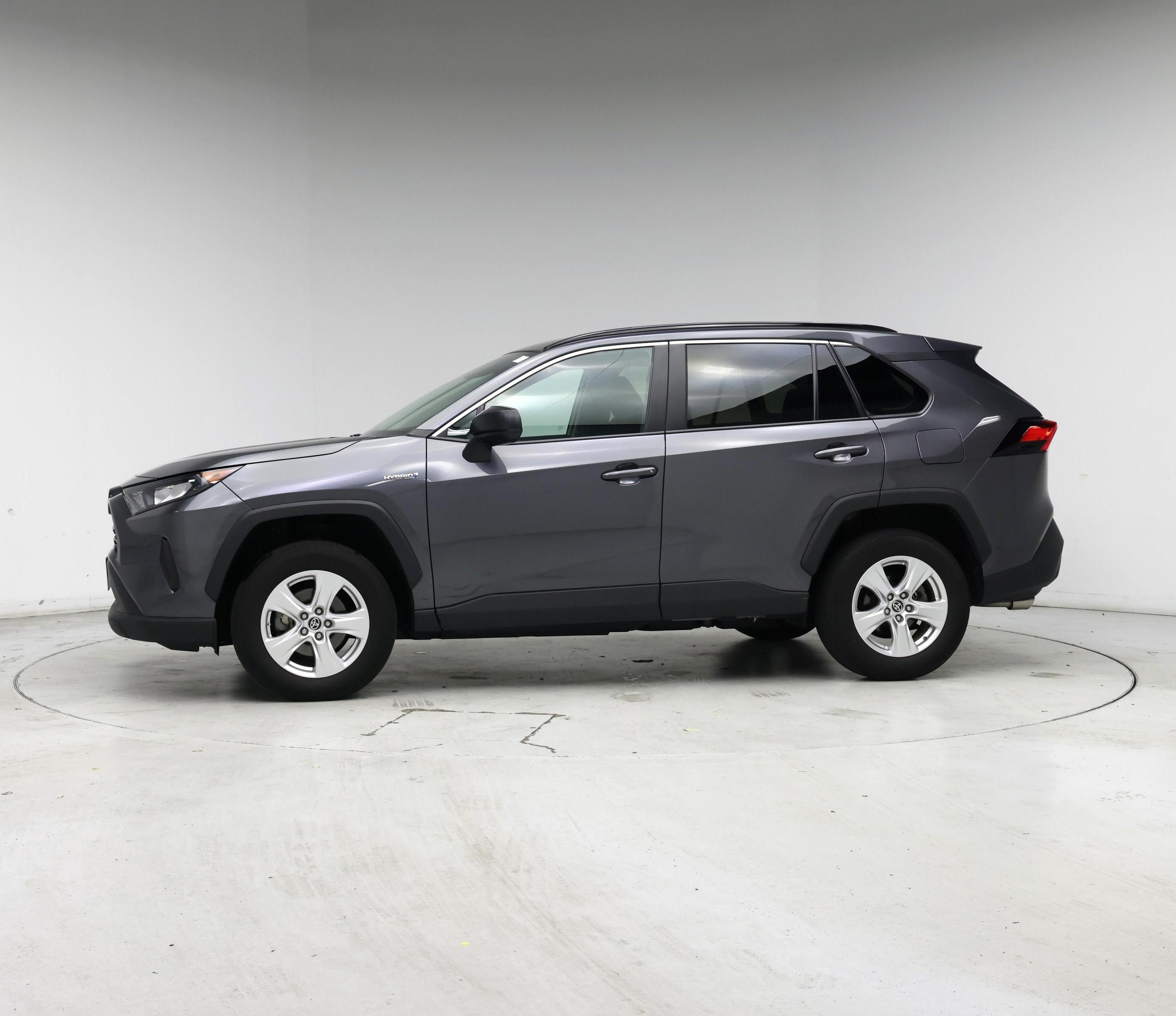 Thumbnail: 2021 Toyota RAV4 - 3