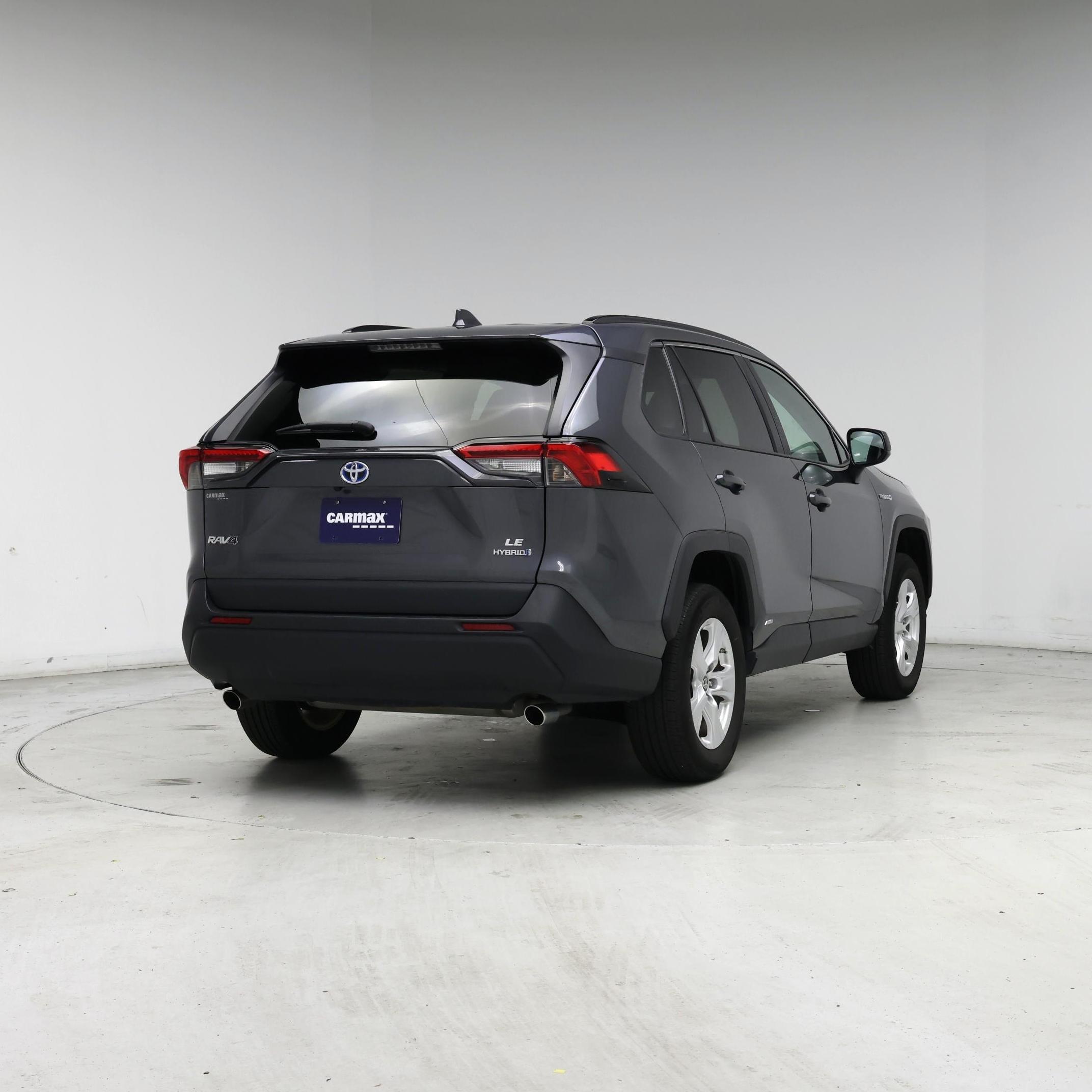 Thumbnail: 2021 Toyota RAV4 - 8