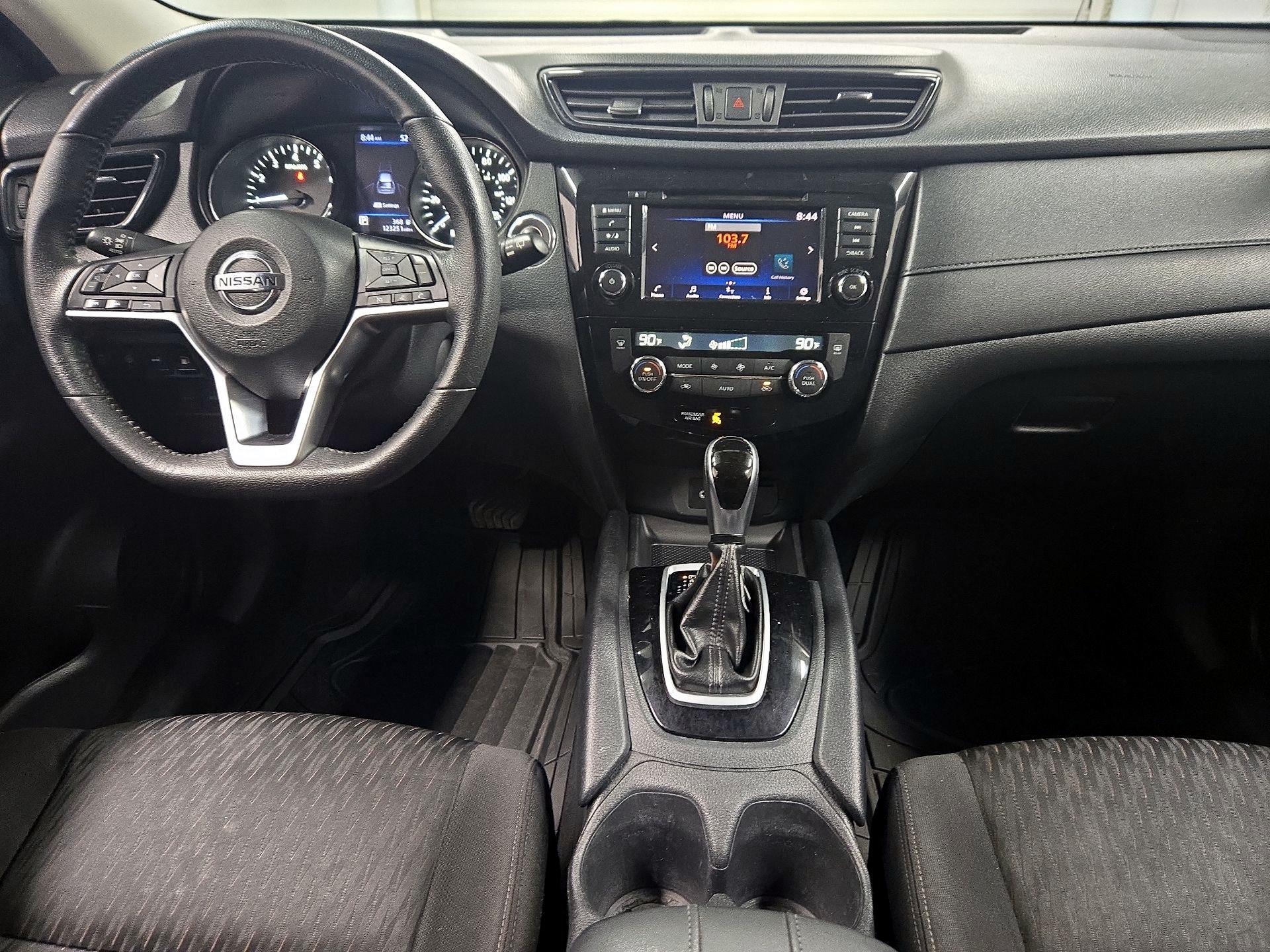 Thumbnail: 2020 Nissan Rogue - 9