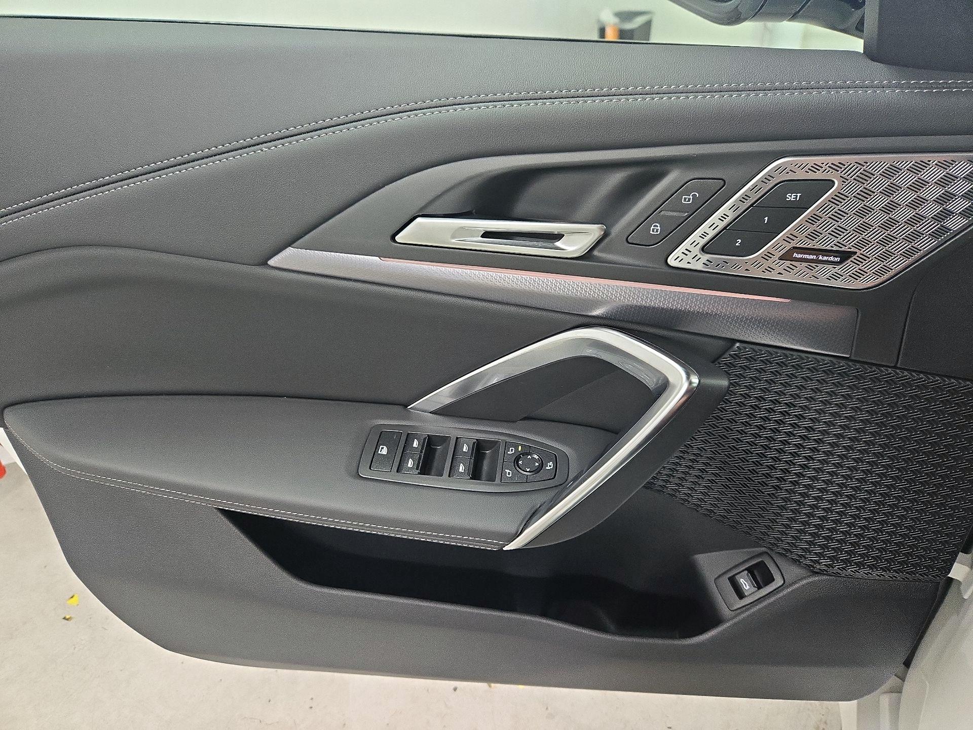 Thumbnail: 2025 BMW X1 - 12