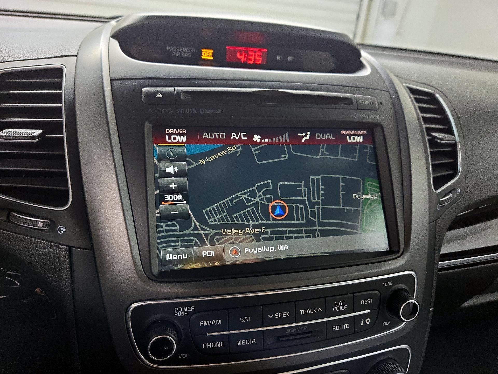 Thumbnail: 2015 Kia Sorento - 14
