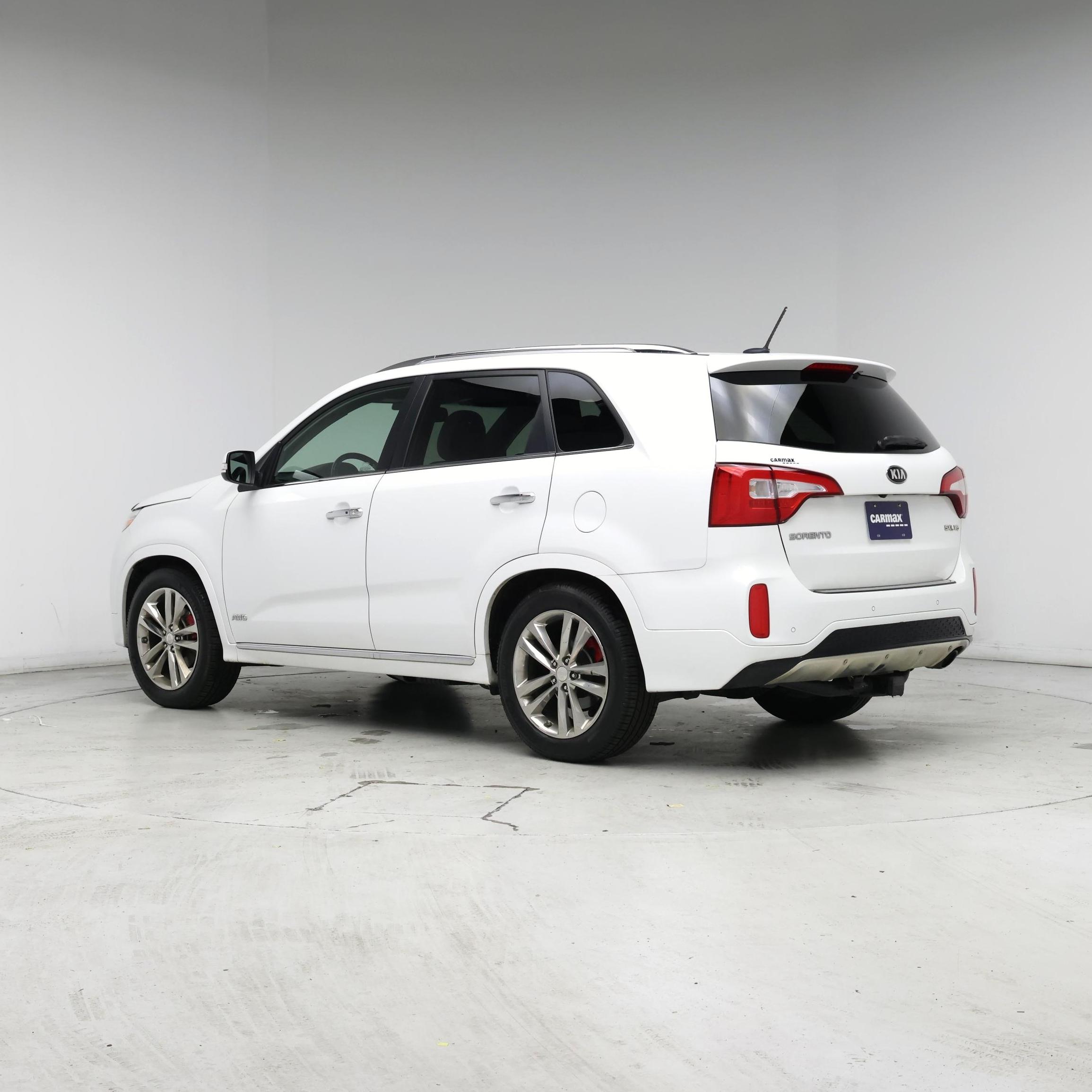 Thumbnail: 2015 Kia Sorento - 2