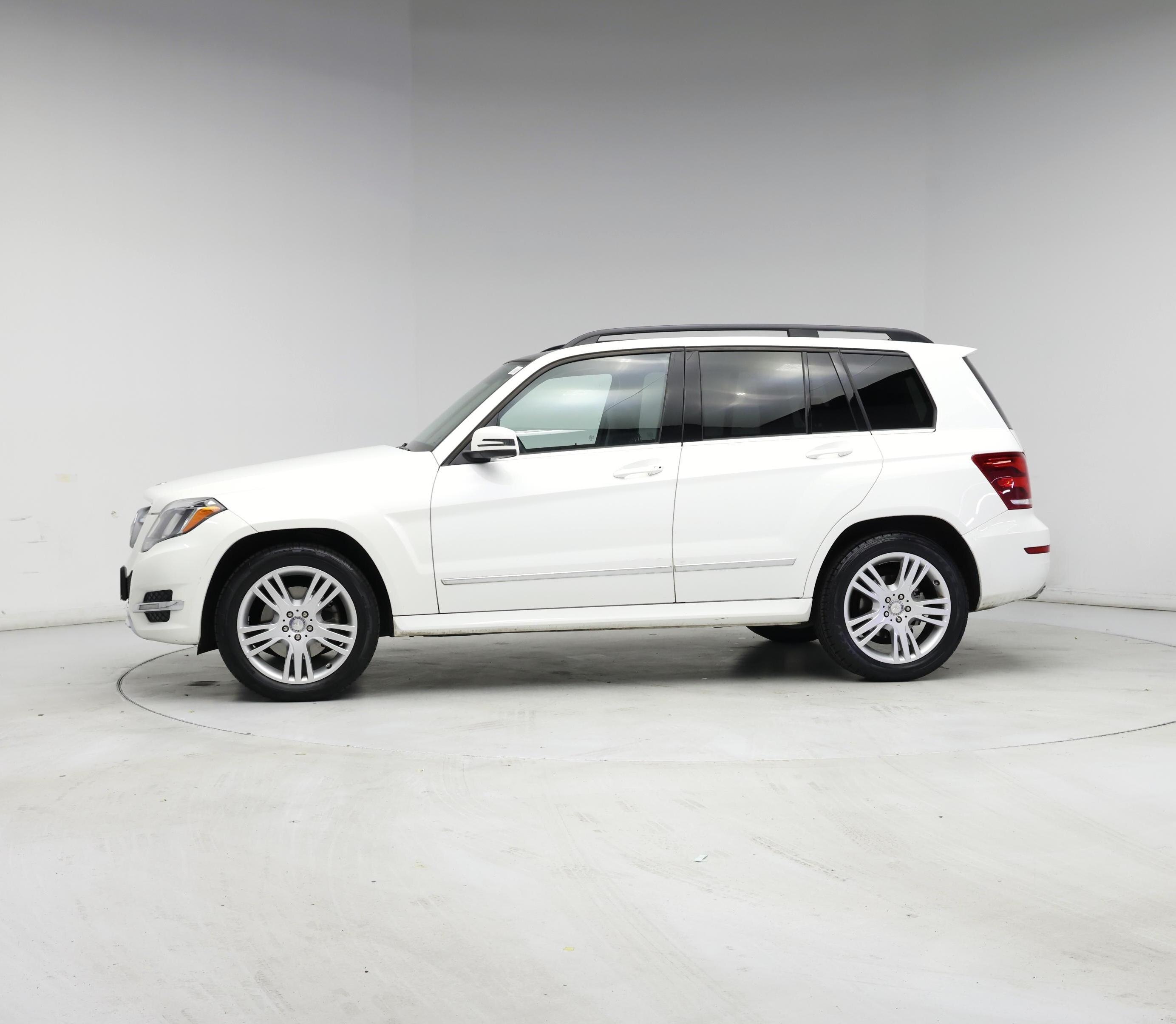Thumbnail: 2015 Mercedes-Benz GLK - 3