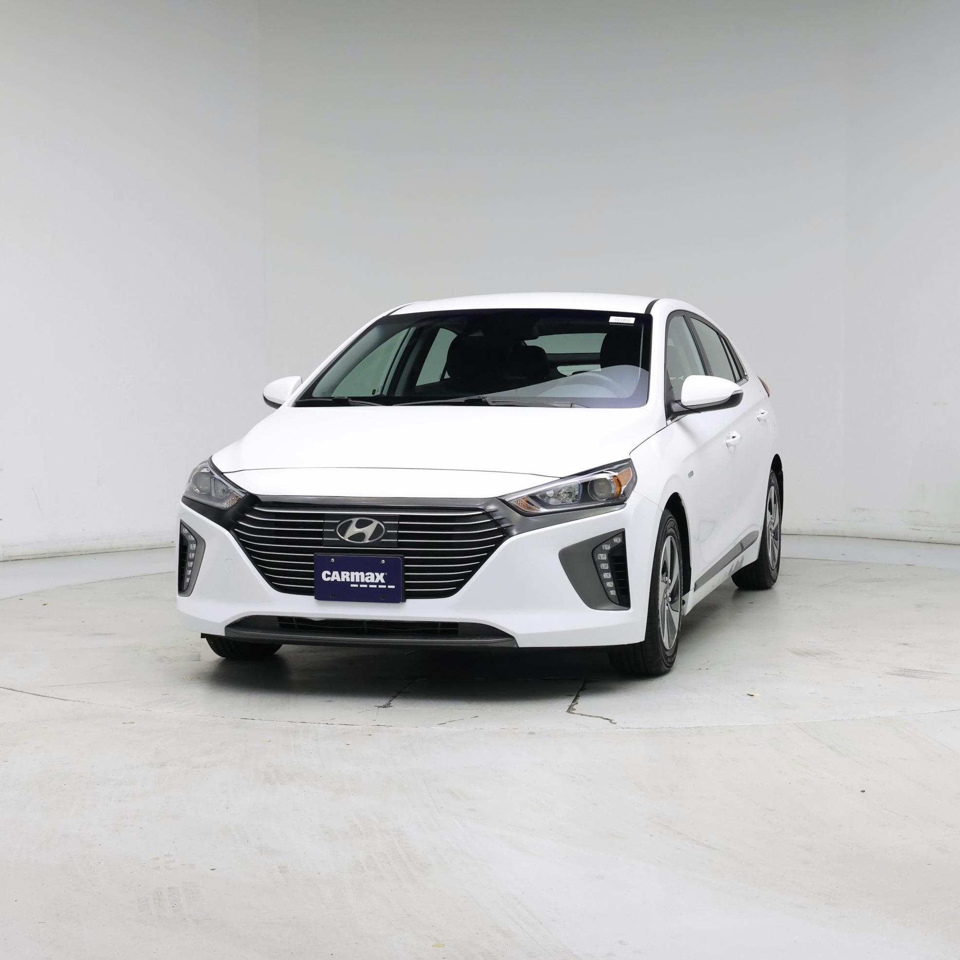 Thumbnail: 2019 Hyundai Ioniq - 4