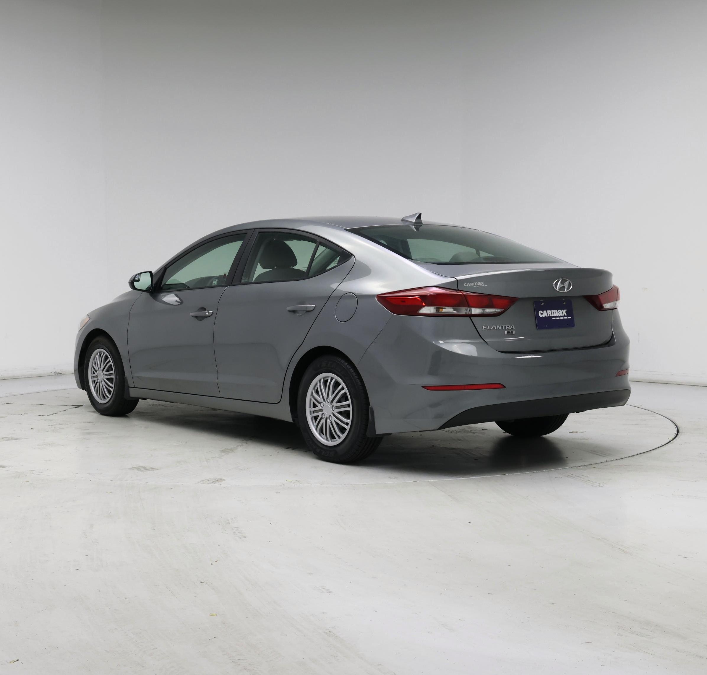 Thumbnail: 2017 Hyundai Elantra - 2