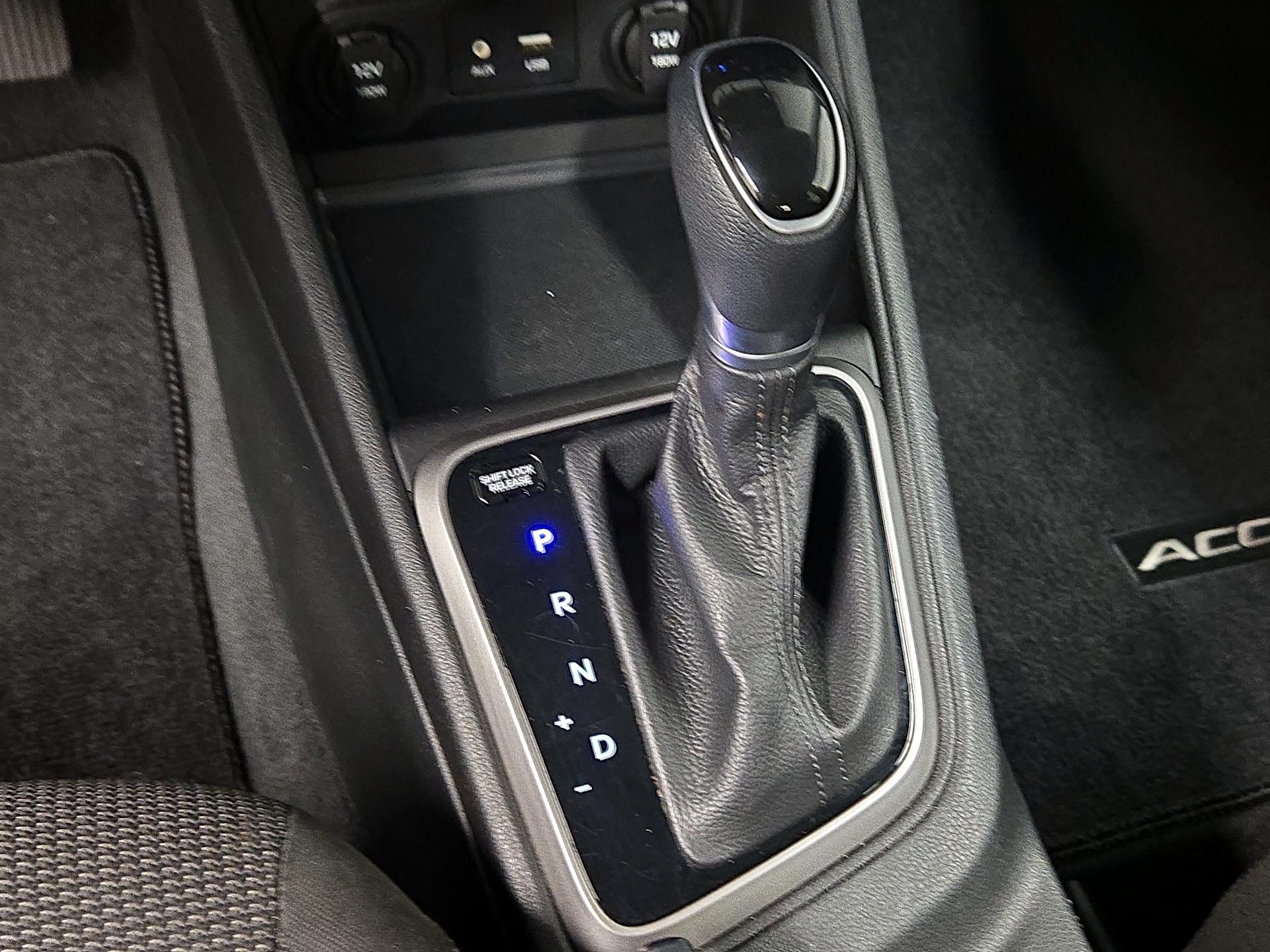 Thumbnail: 2019 Hyundai Accent - 17
