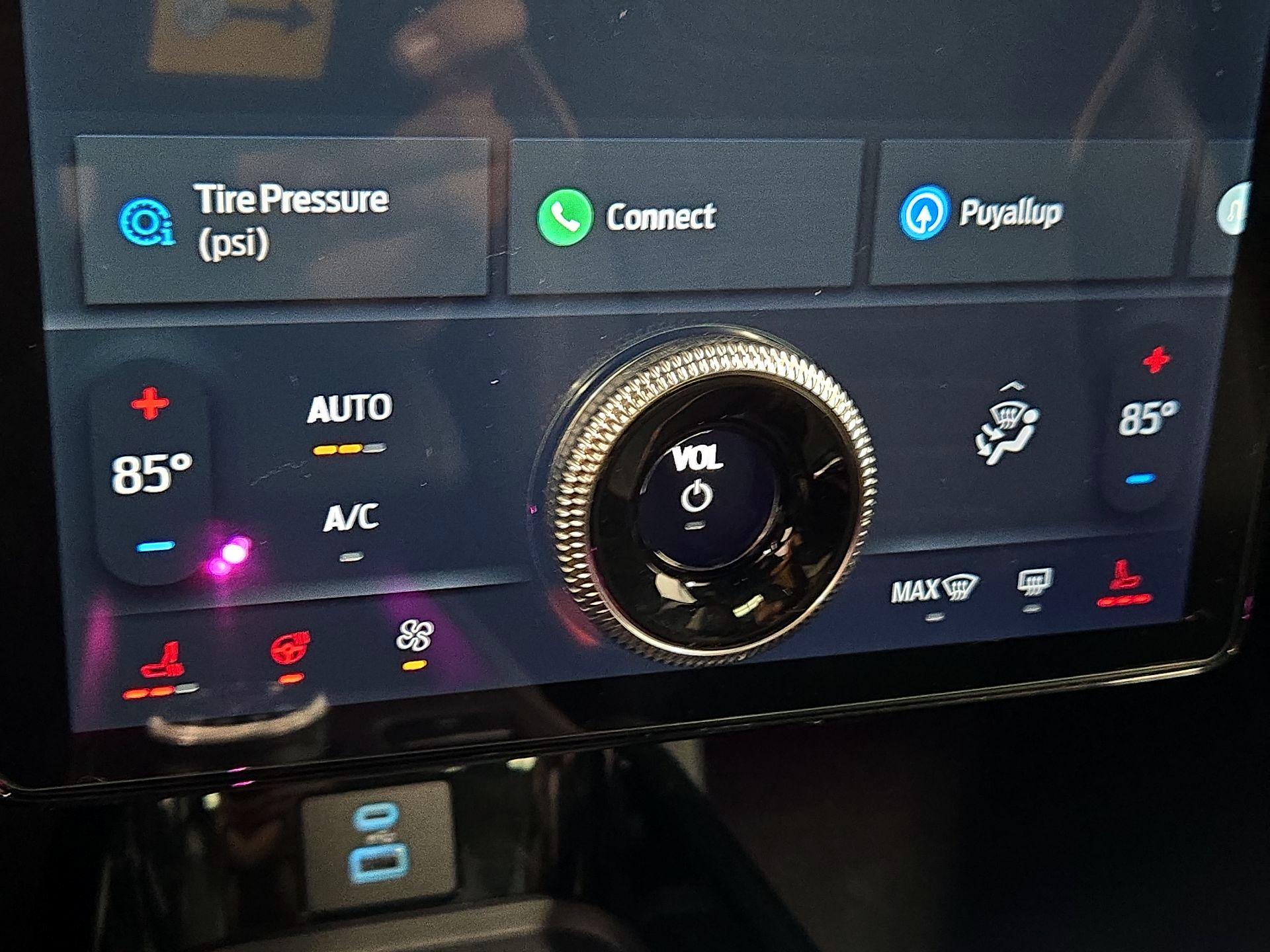 Thumbnail: 2022 Ford Mustang Mach-E - 17