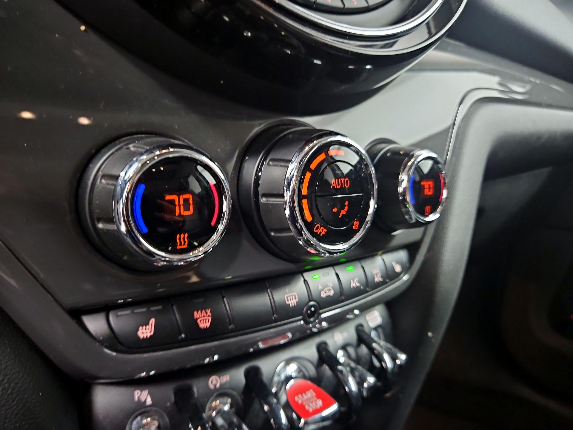 Thumbnail: 2018 MINI Cooper Countryman - 17