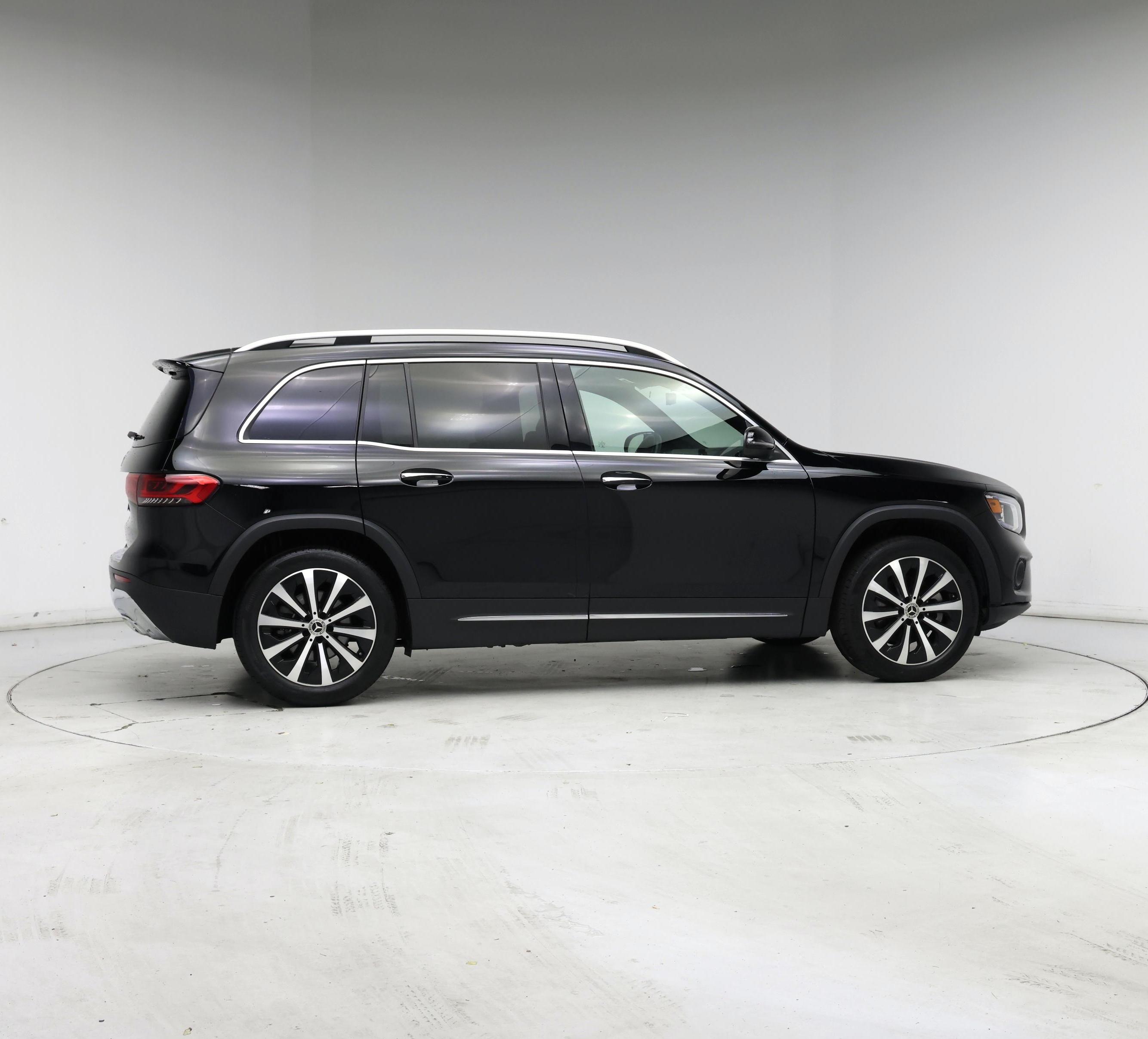 Thumbnail: 2022 Mercedes-Benz GLB - 7