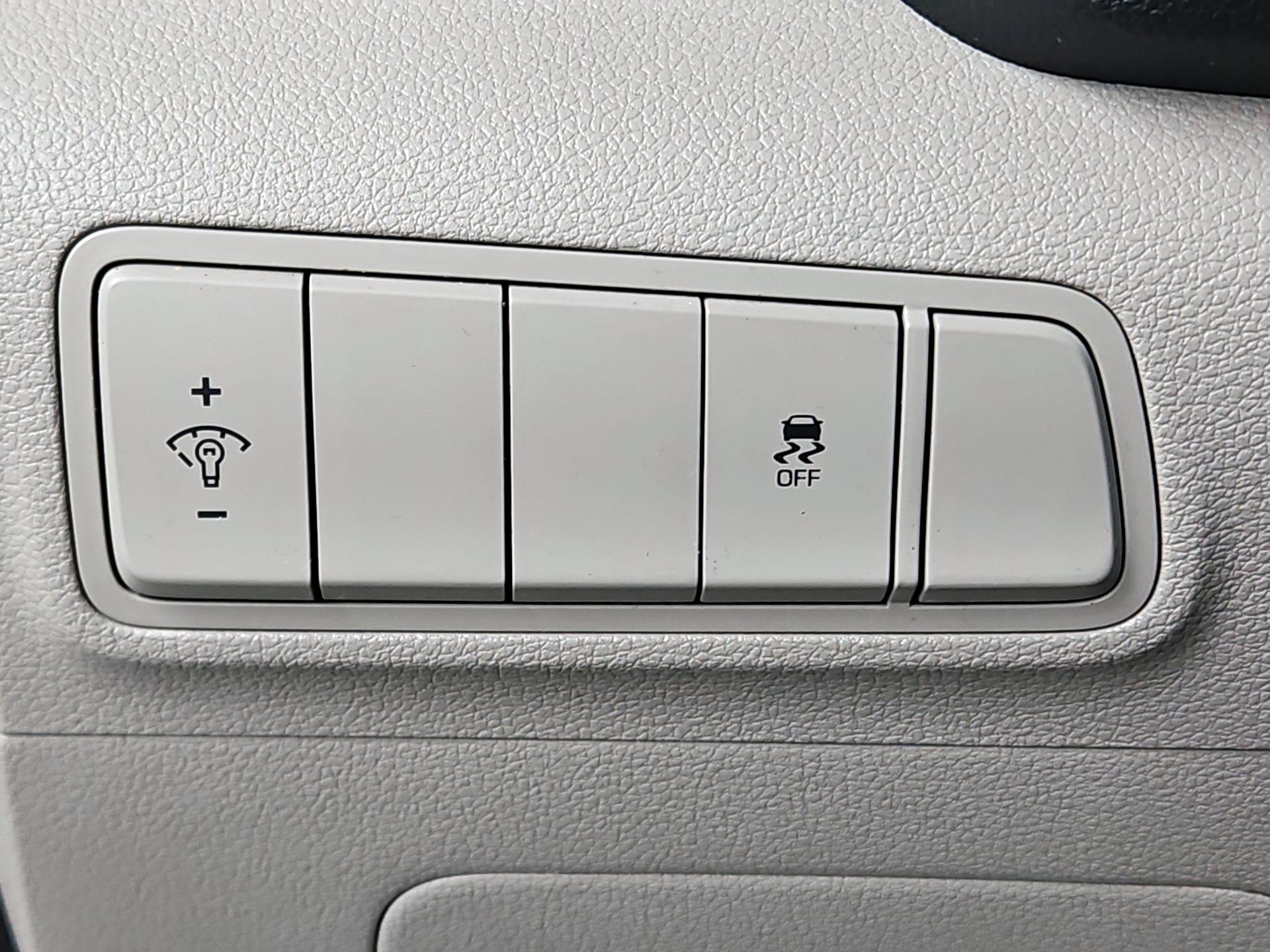 Thumbnail: 2017 Hyundai Tucson - 13