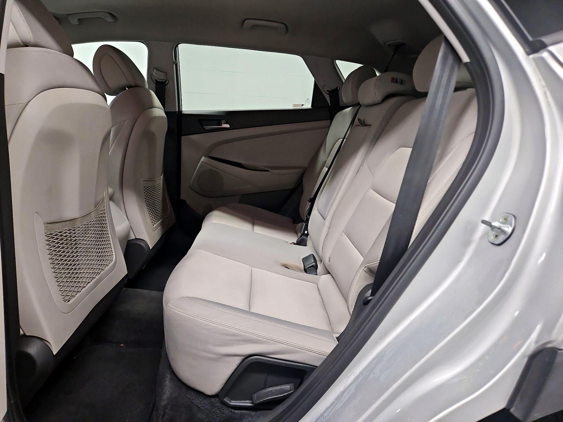 Thumbnail: 2017 Hyundai Tucson - 19