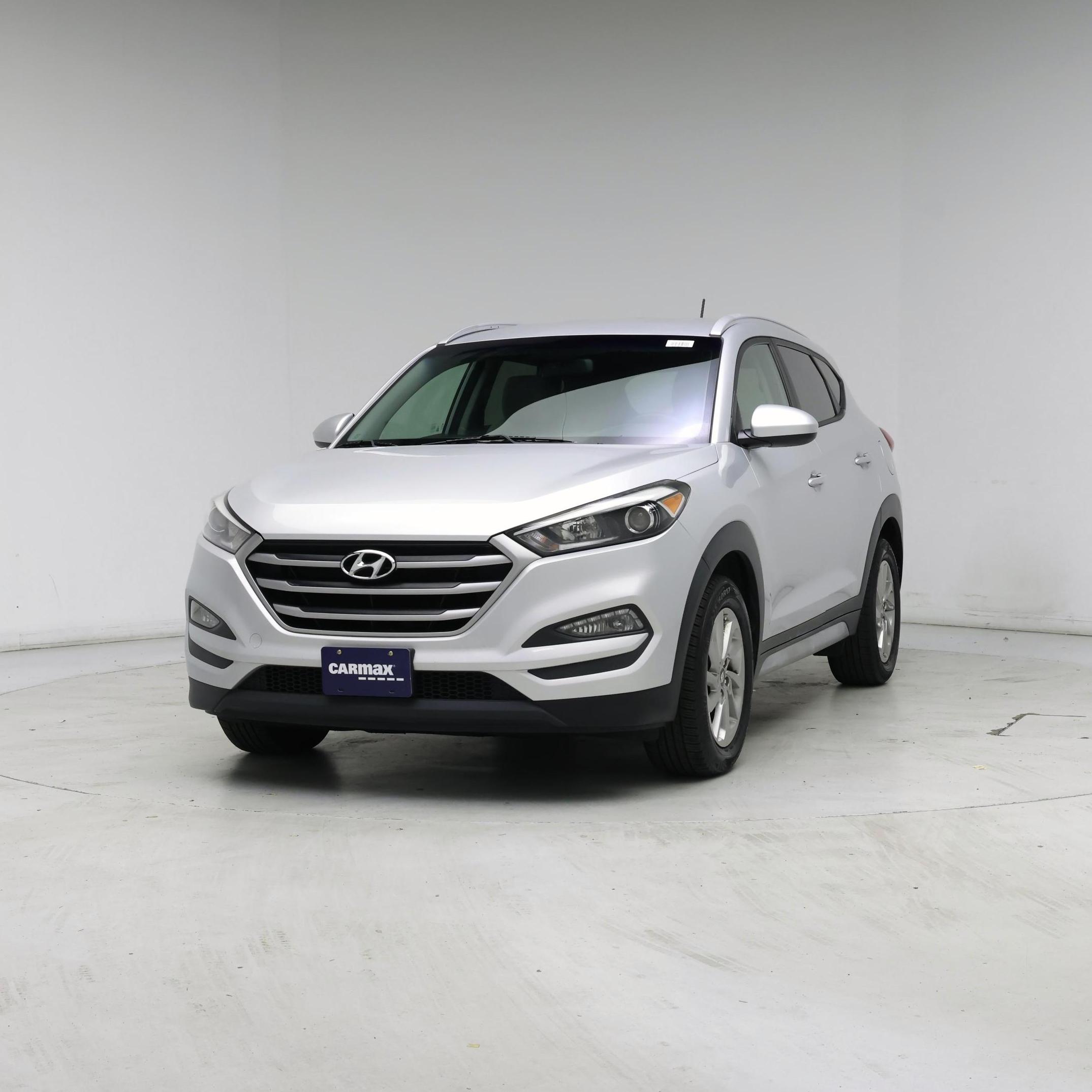 Thumbnail: 2017 Hyundai Tucson - 4