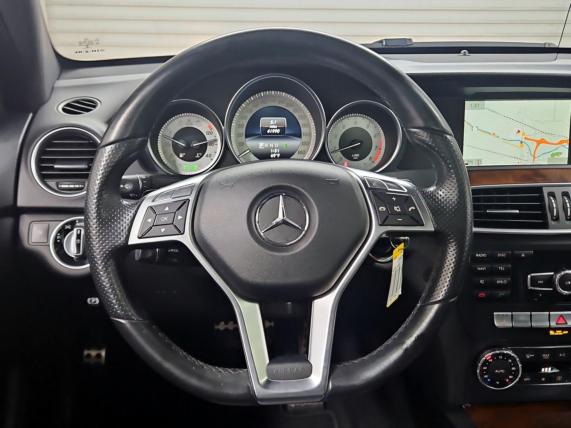 Thumbnail: 2015 Mercedes-Benz C-Class - 10