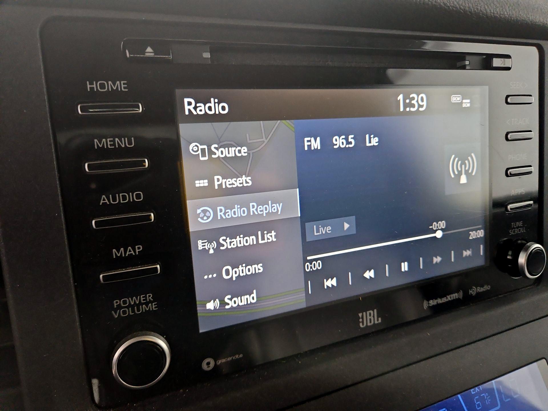 Thumbnail: 2019 Toyota Sienna - 14