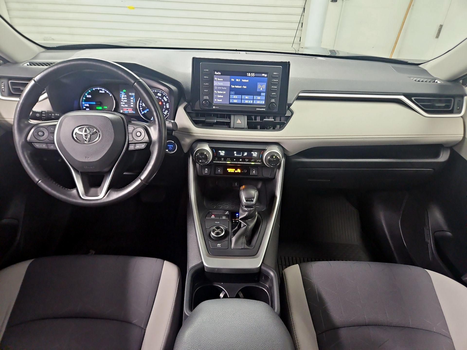 Thumbnail: 2020 Toyota RAV4 - 9