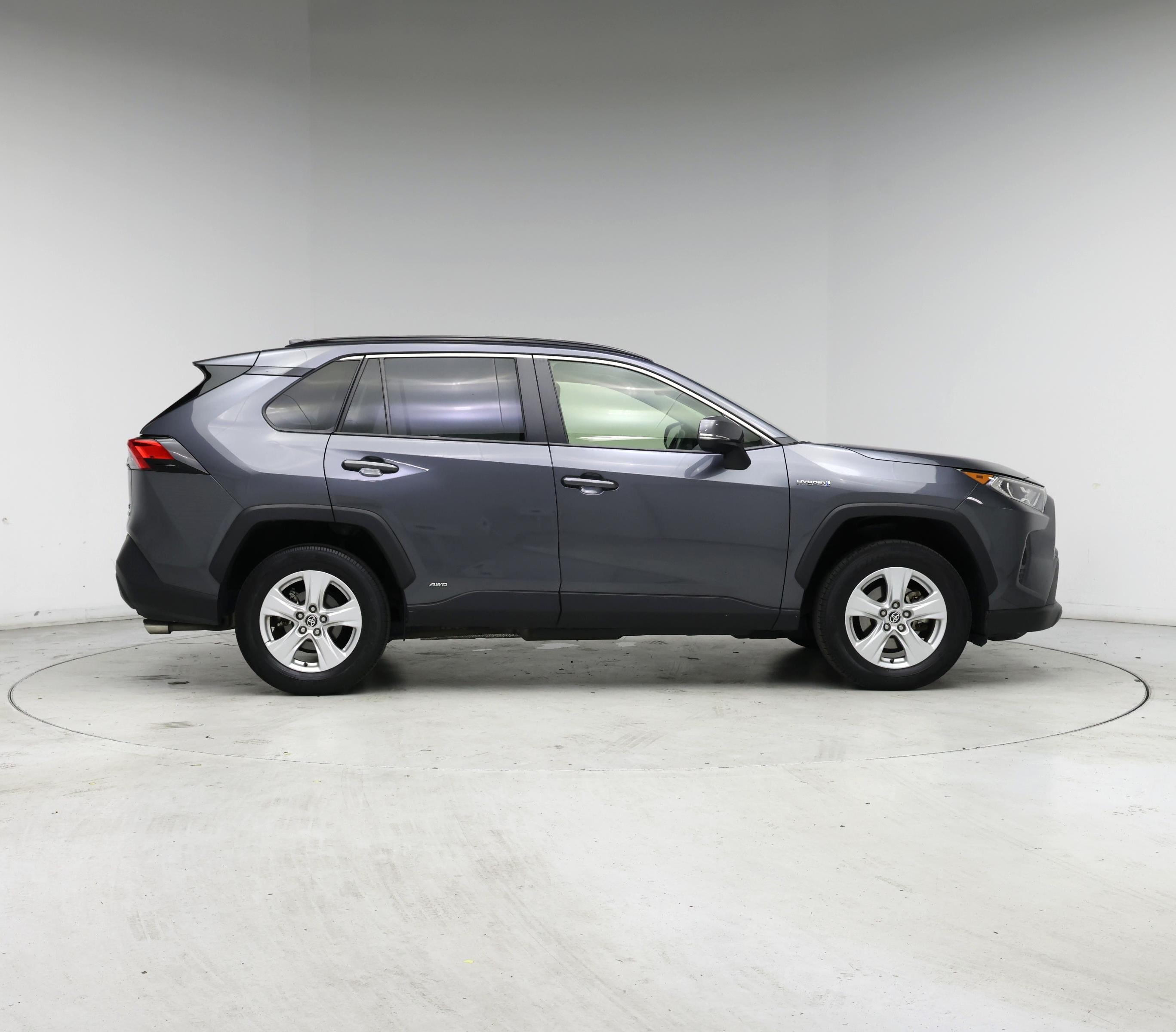 Thumbnail: 2020 Toyota RAV4 - 7