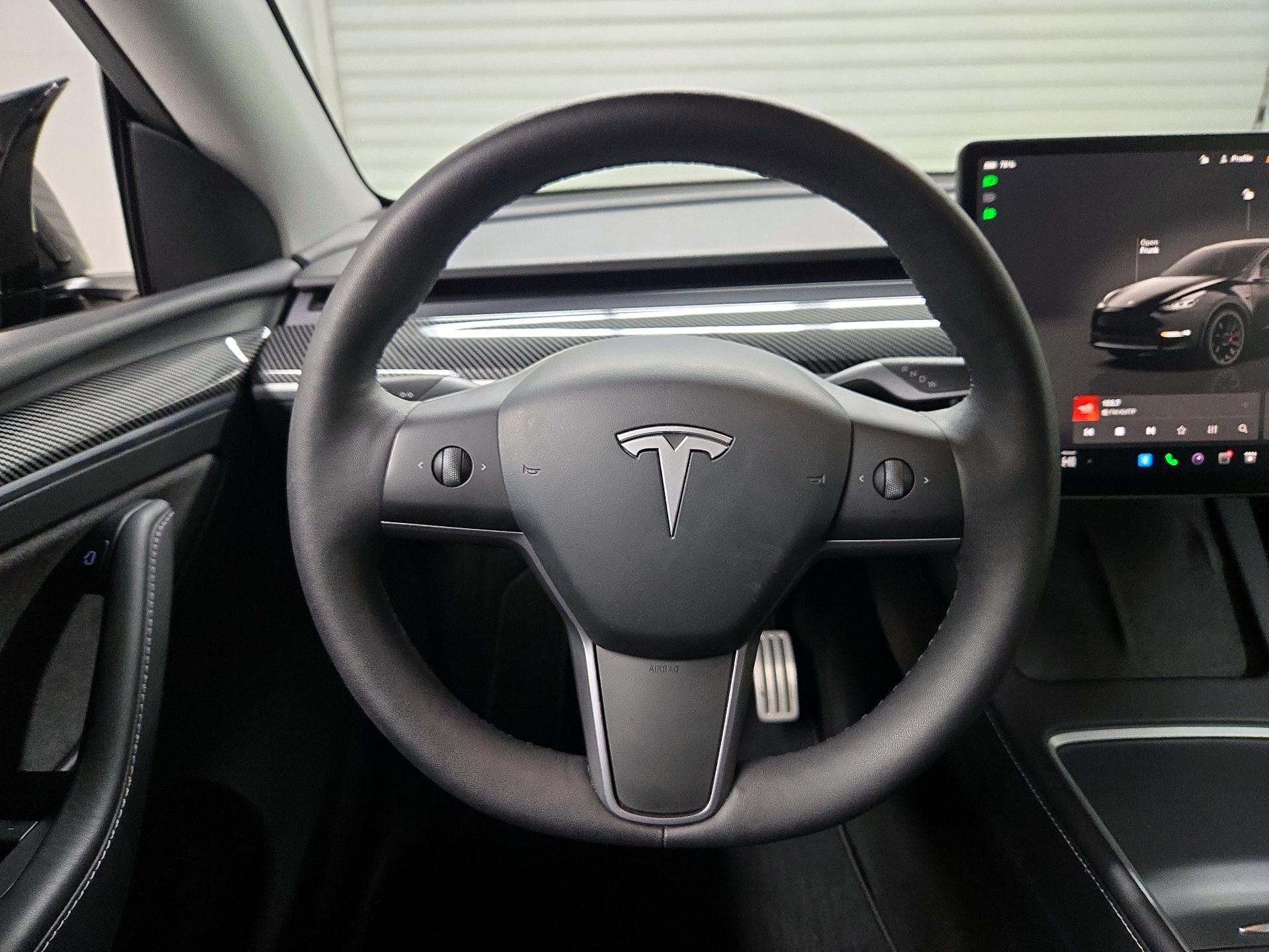 Thumbnail: 2025 Tesla Model Y - 10