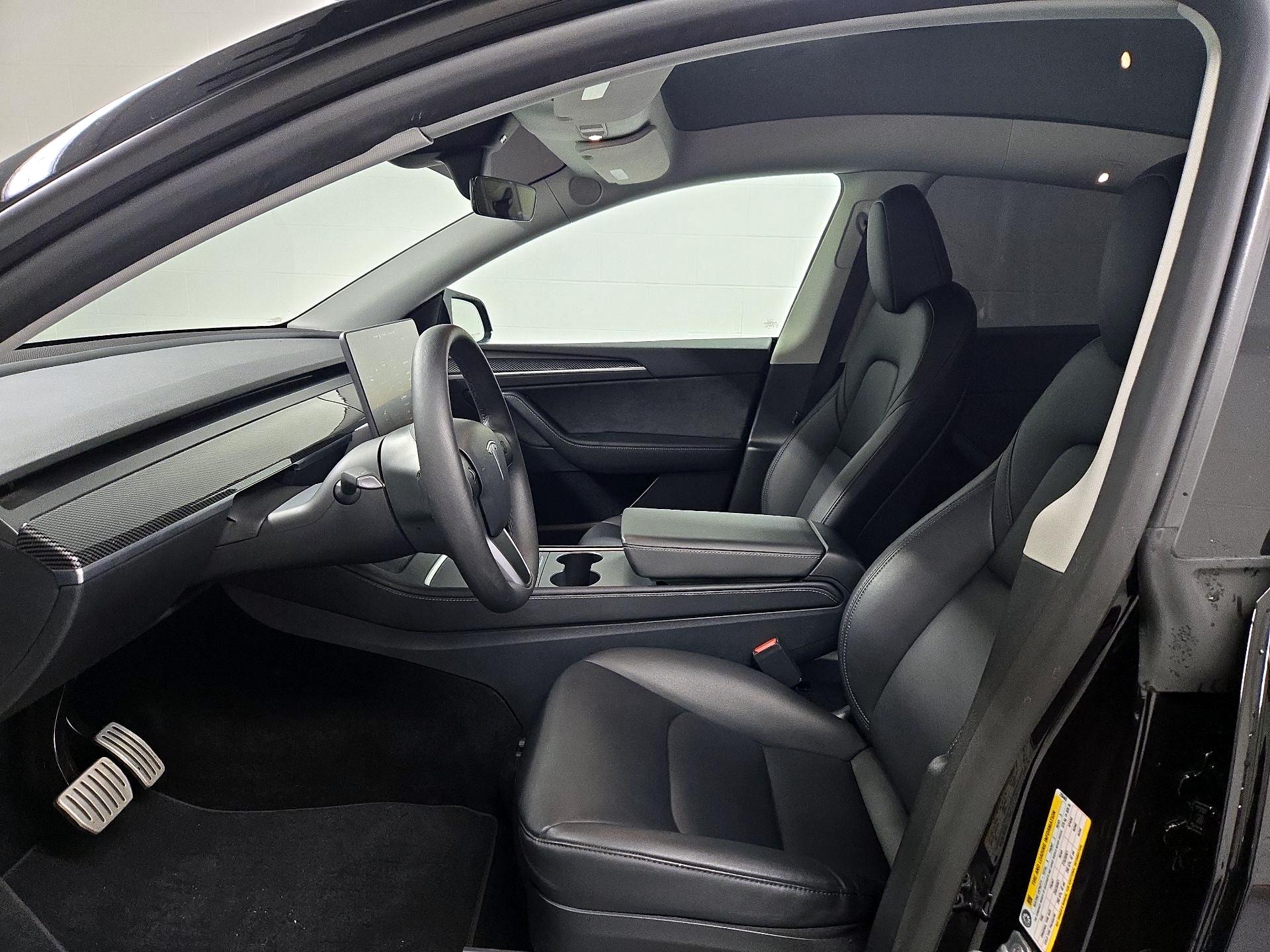 Thumbnail: 2025 Tesla Model Y - 11