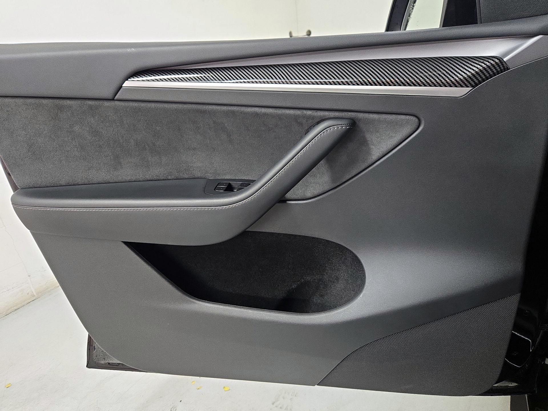 Thumbnail: 2025 Tesla Model Y - 12