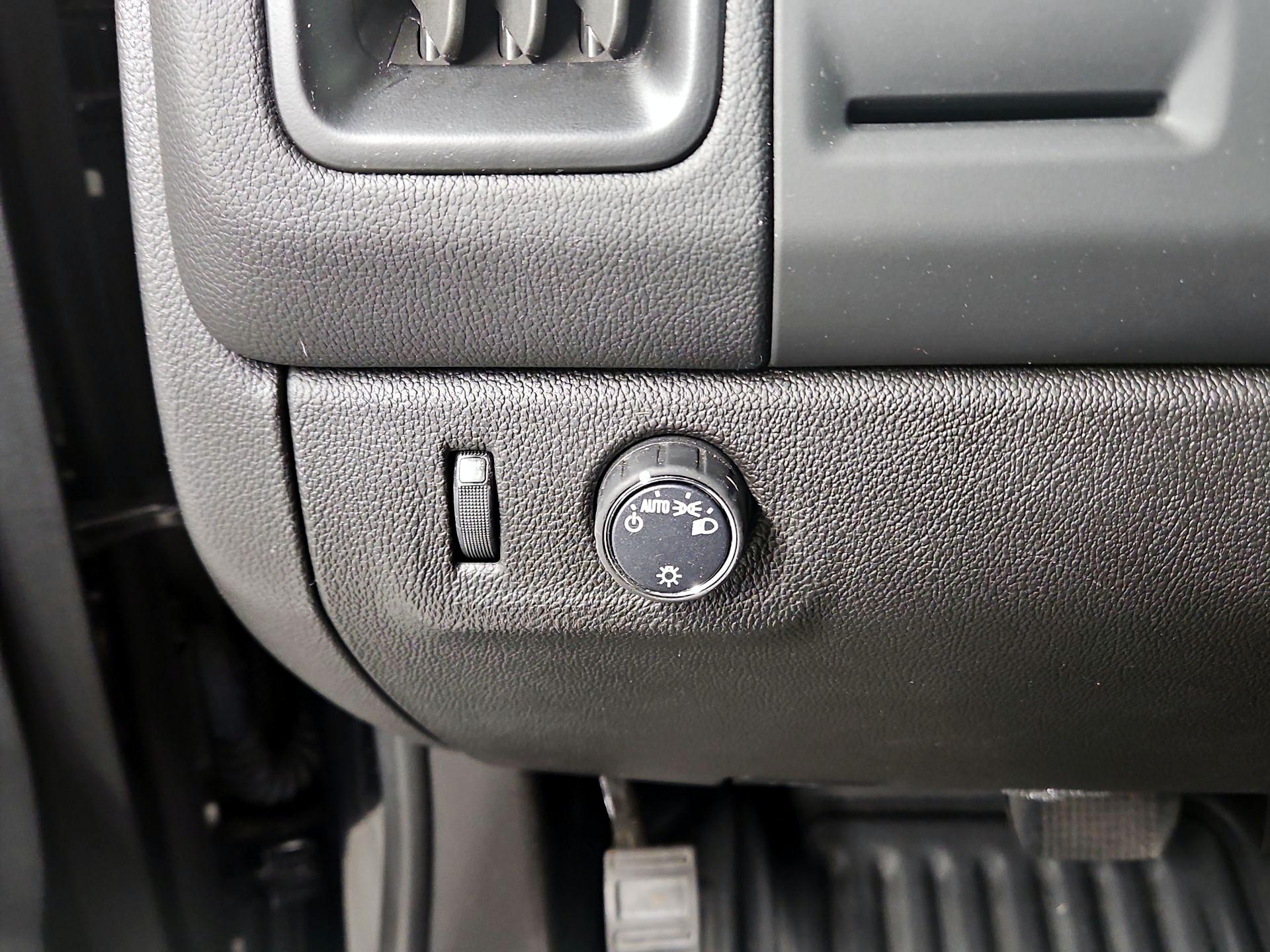 Thumbnail: 2022 Chevrolet Colorado - 13