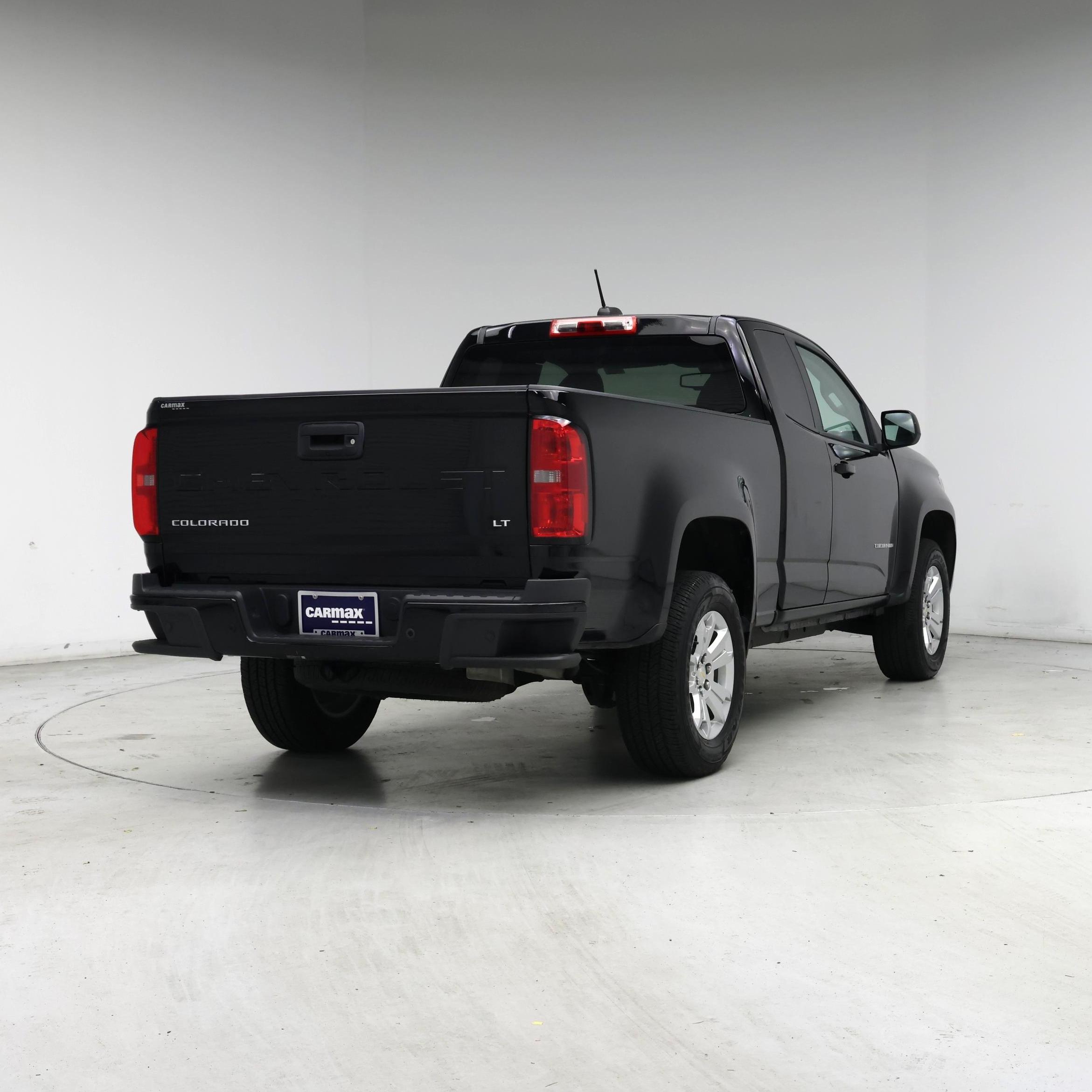 Thumbnail: 2022 Chevrolet Colorado - 8