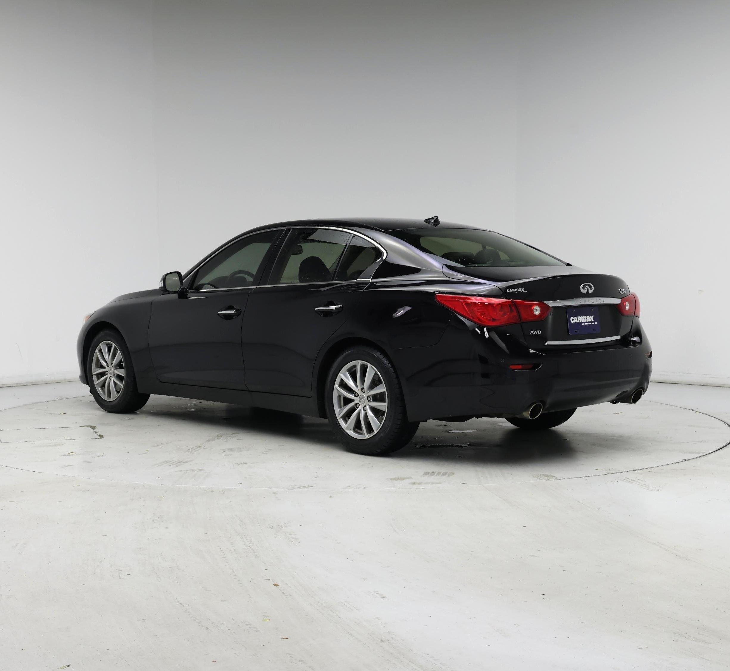 Thumbnail: 2015 INFINITI Q50 - 2