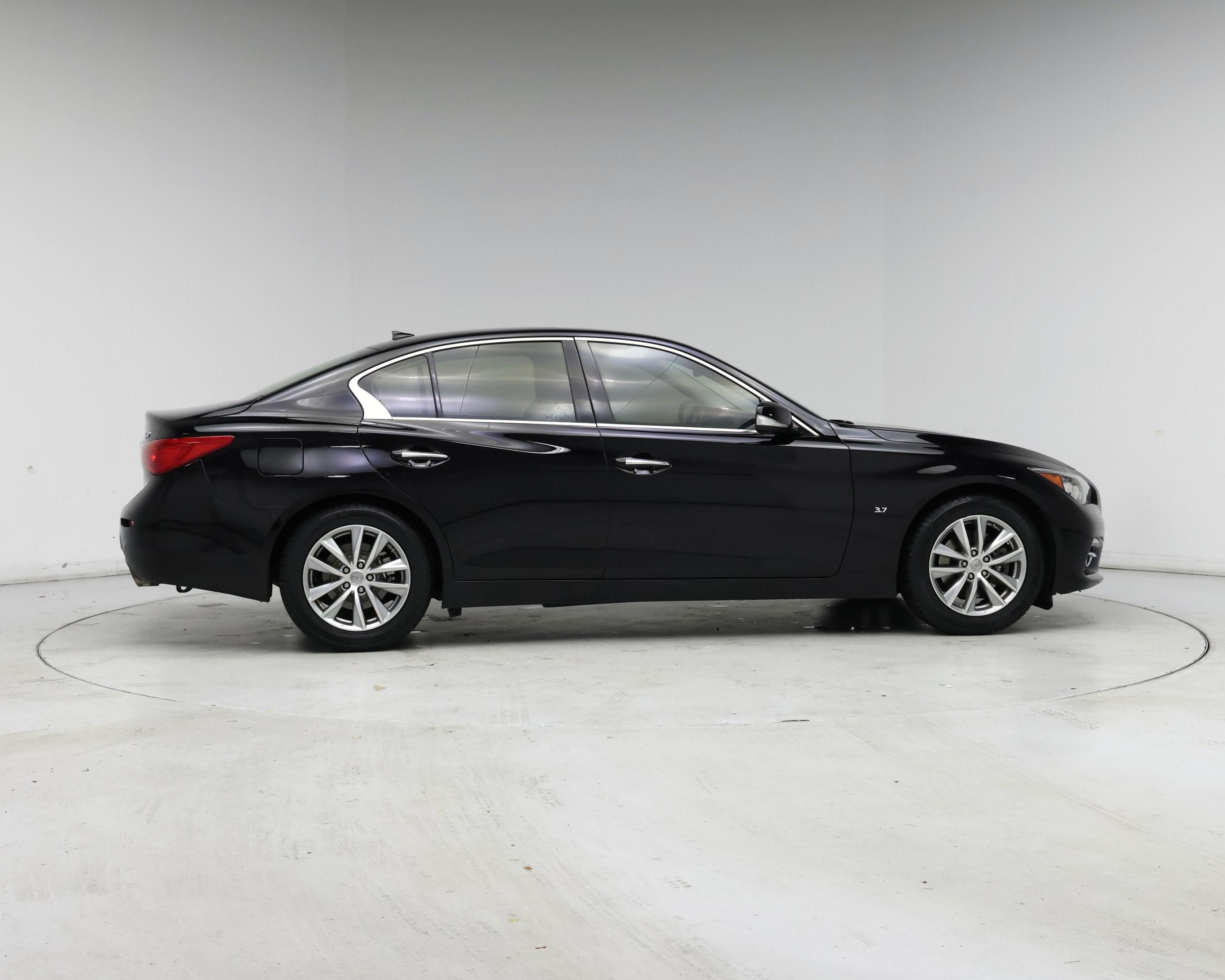 Thumbnail: 2015 INFINITI Q50 - 7
