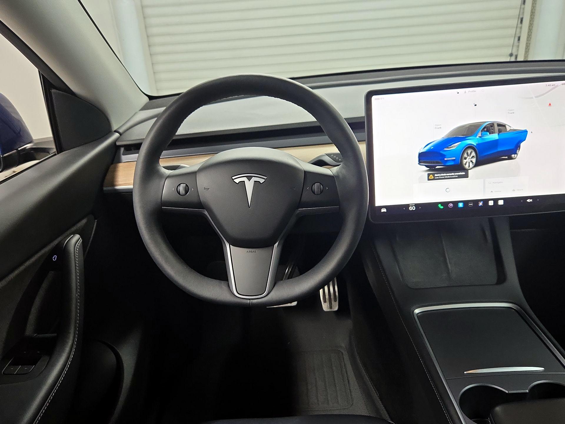 Thumbnail: 2022 Tesla Model Y - 10