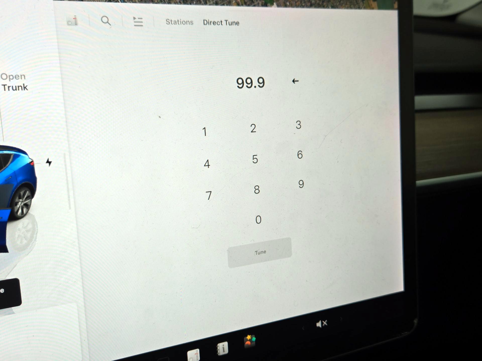 Thumbnail: 2022 Tesla Model Y - 15