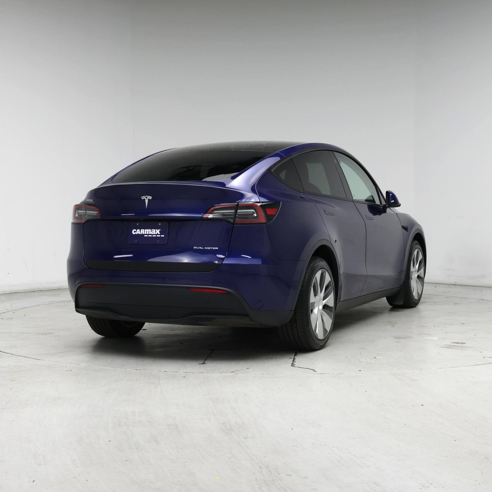 Thumbnail: 2022 Tesla Model Y - 8