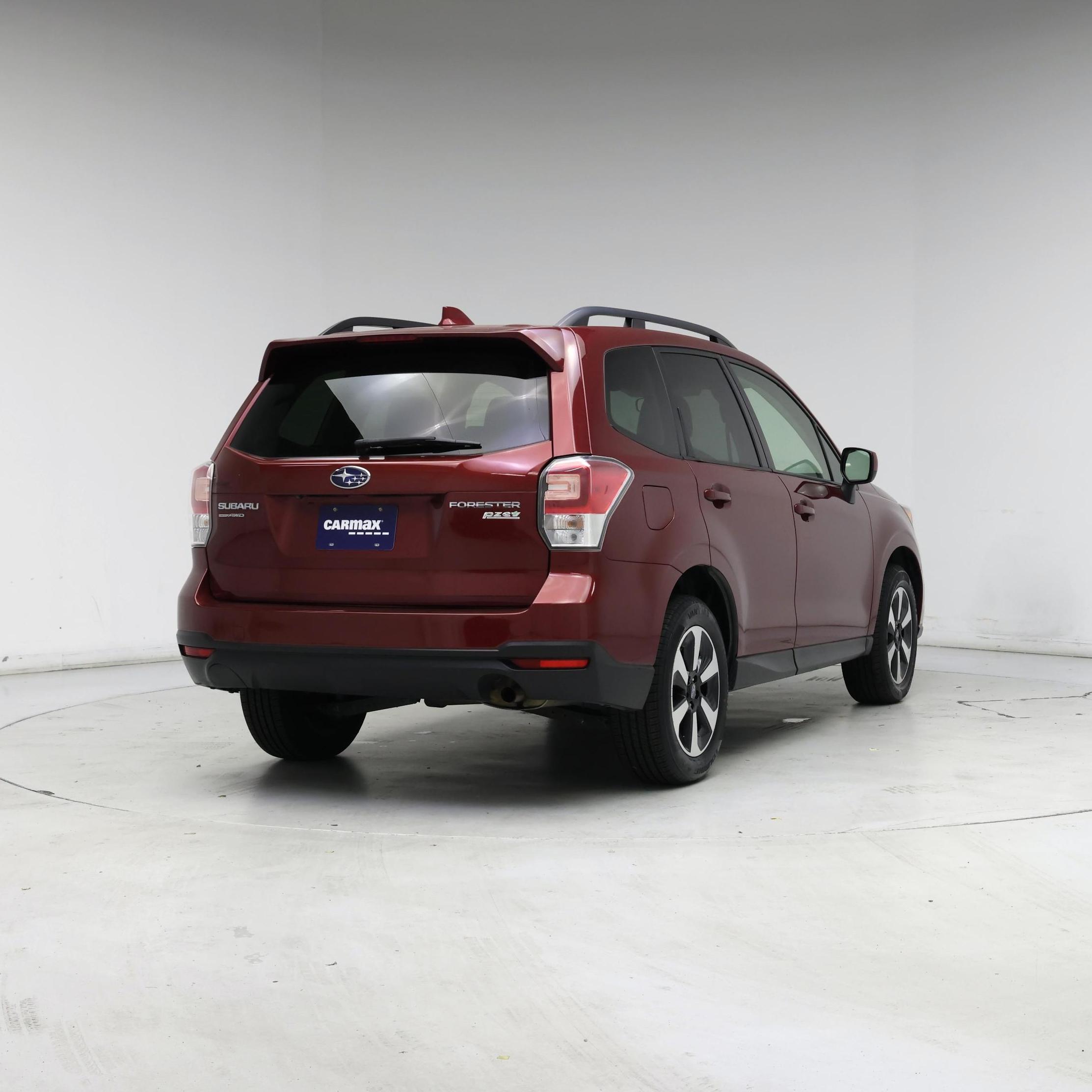 Thumbnail: 2017 Subaru Forester - 8