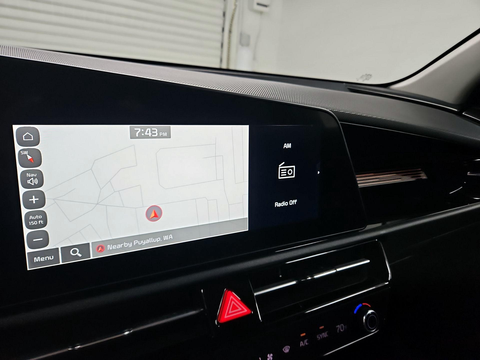 Thumbnail: 2023 Kia Niro - 14