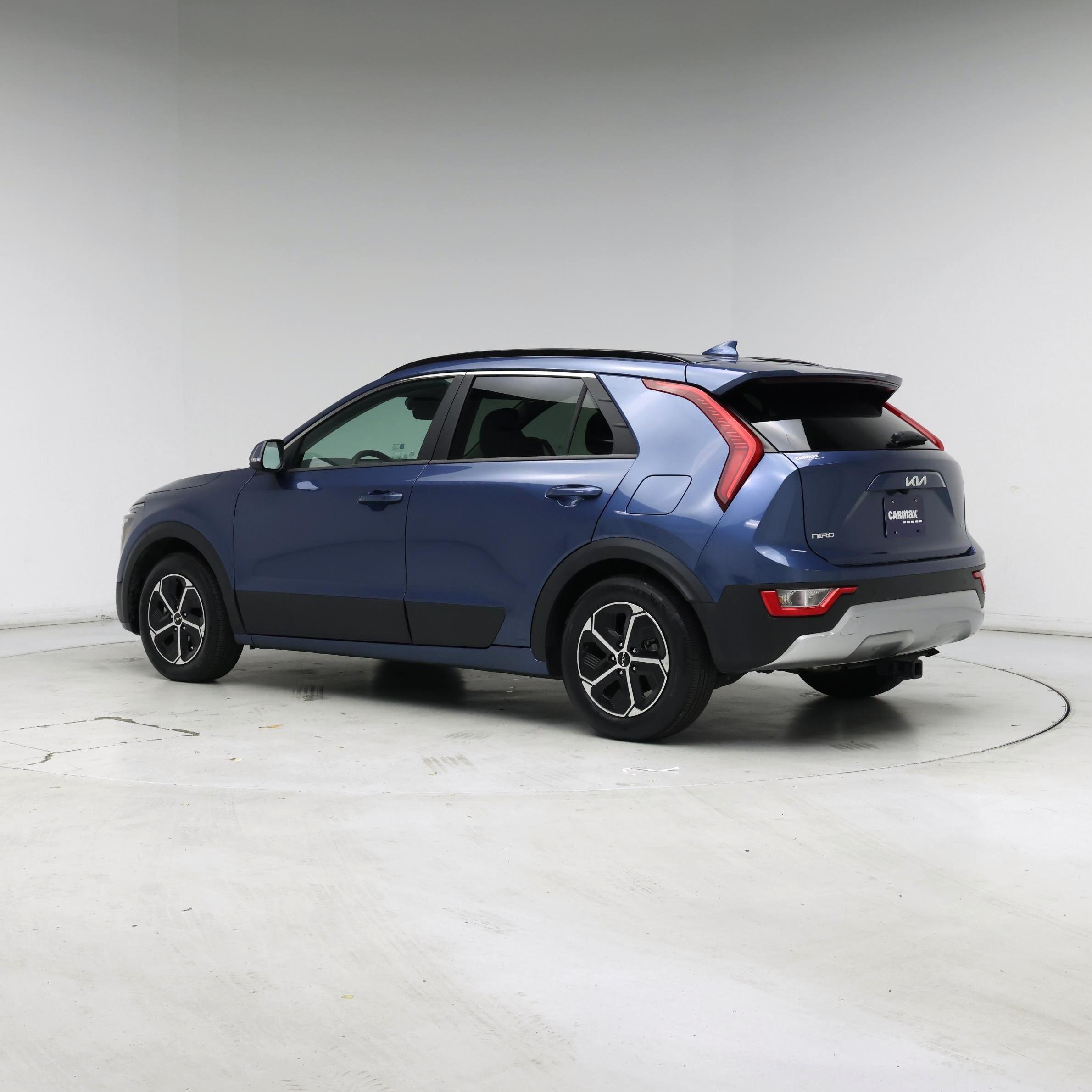 Thumbnail: 2023 Kia Niro - 2