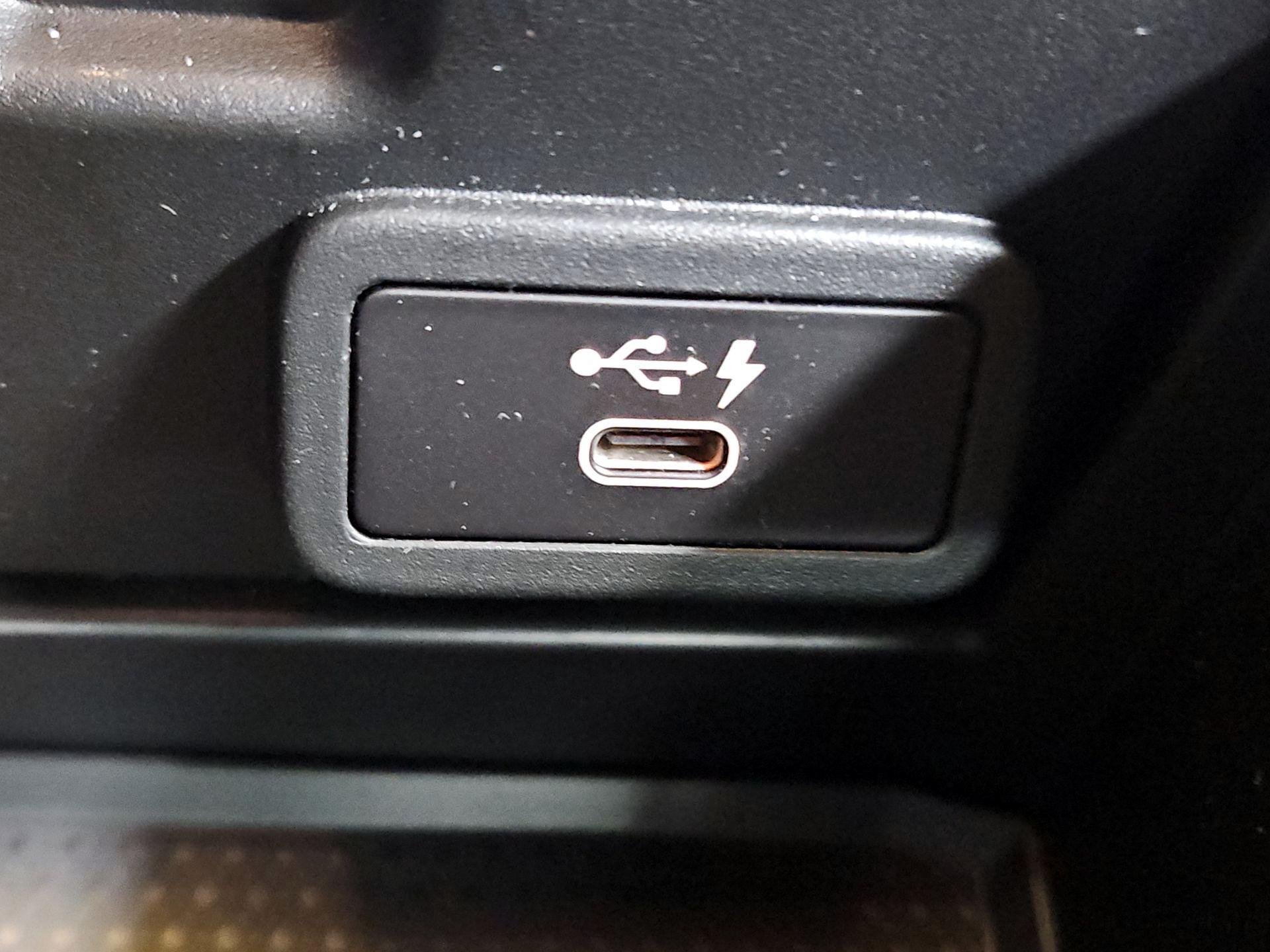 Thumbnail: 2022 BMW 4 Series - 19