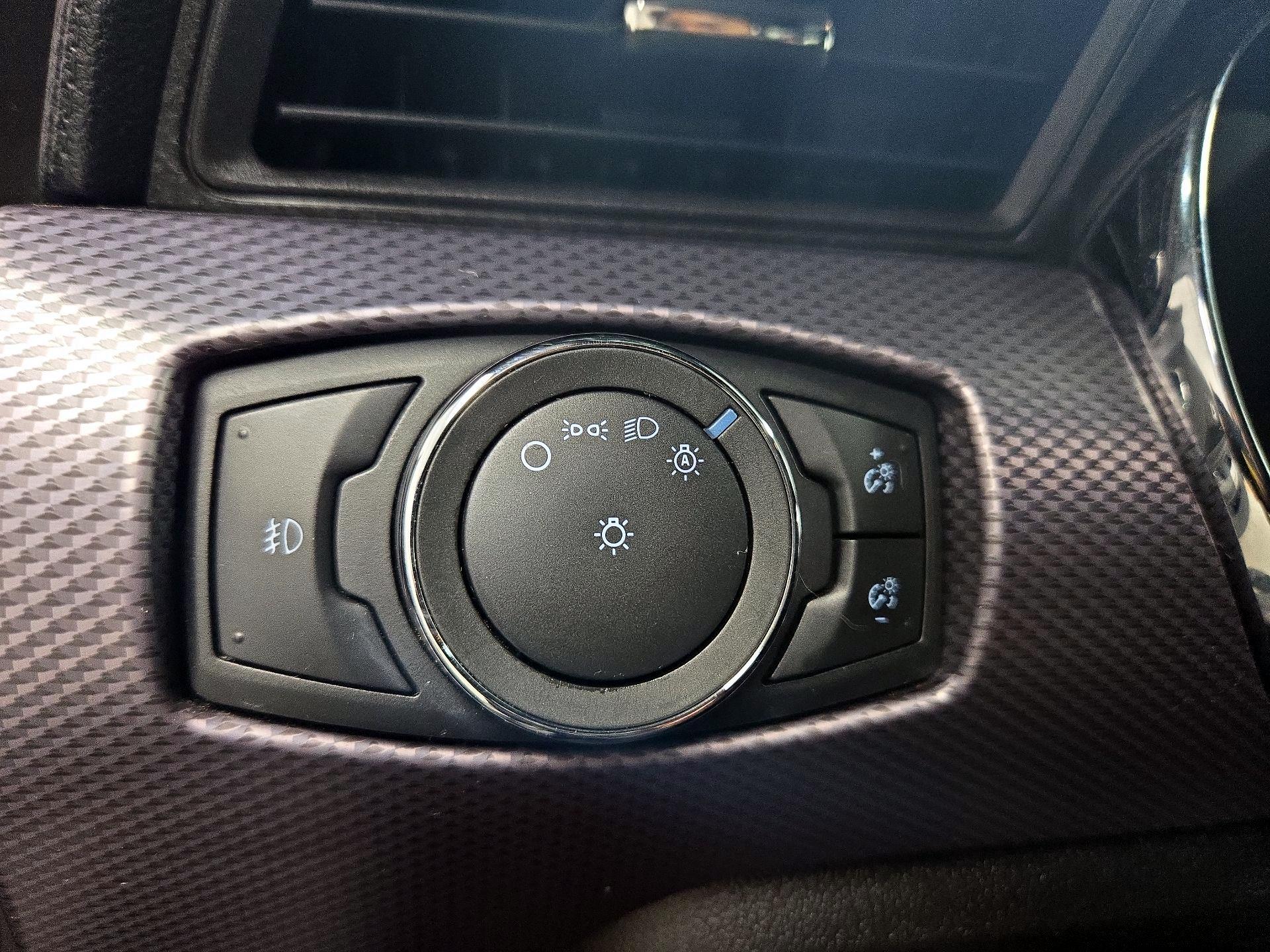 Thumbnail: 2015 Ford Mustang - 13