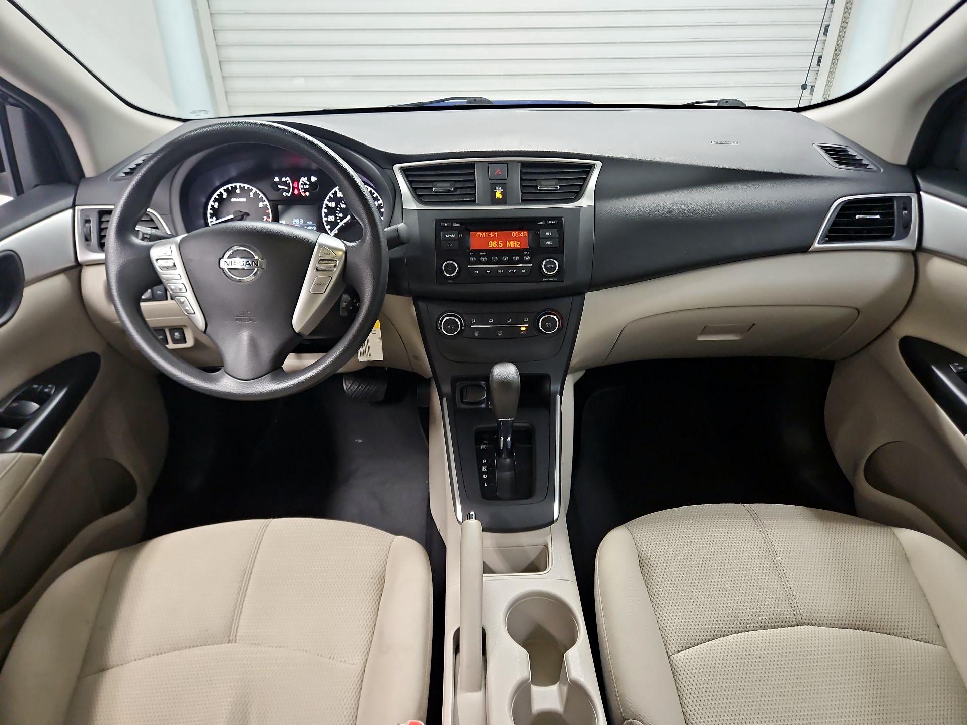 Thumbnail: 2017 Nissan Sentra - 9