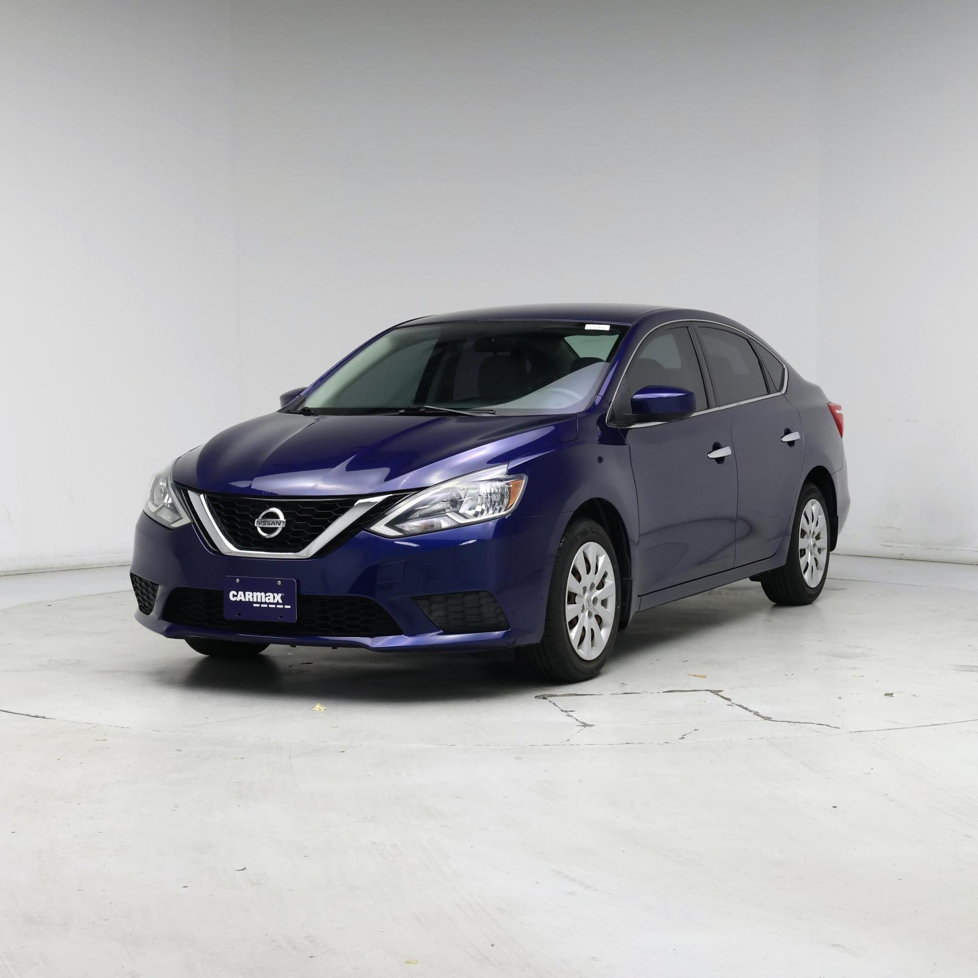 Thumbnail: 2017 Nissan Sentra - 4